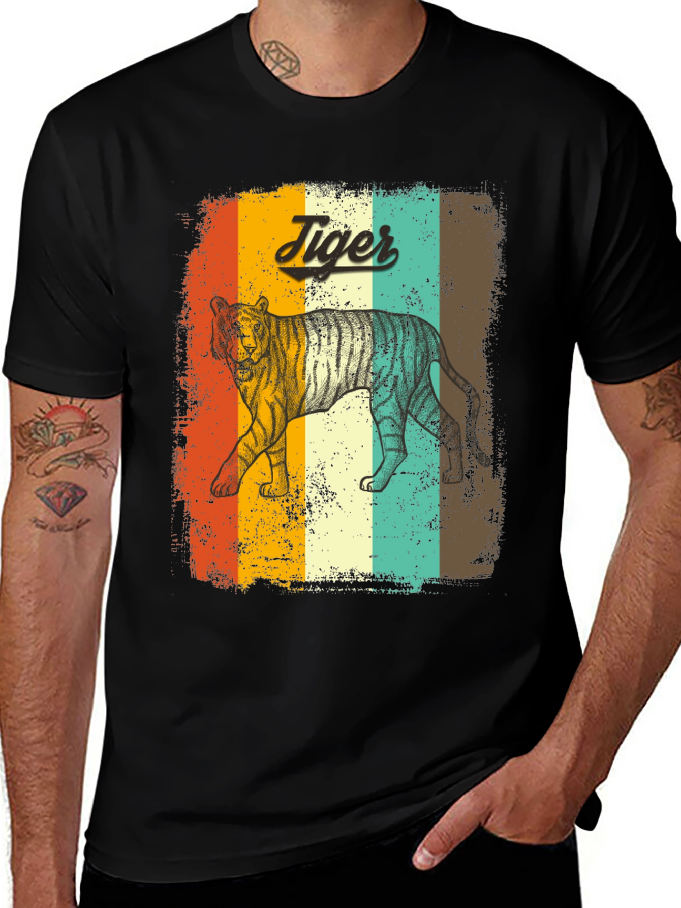 Variant 13 of Retro Tiger Graphic Tee - Vintage Style