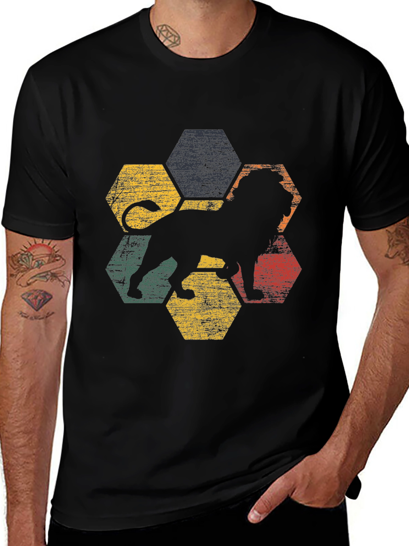 Variant 24 of Retro Lion Graphic T-Shirt - Vintage Style Tee