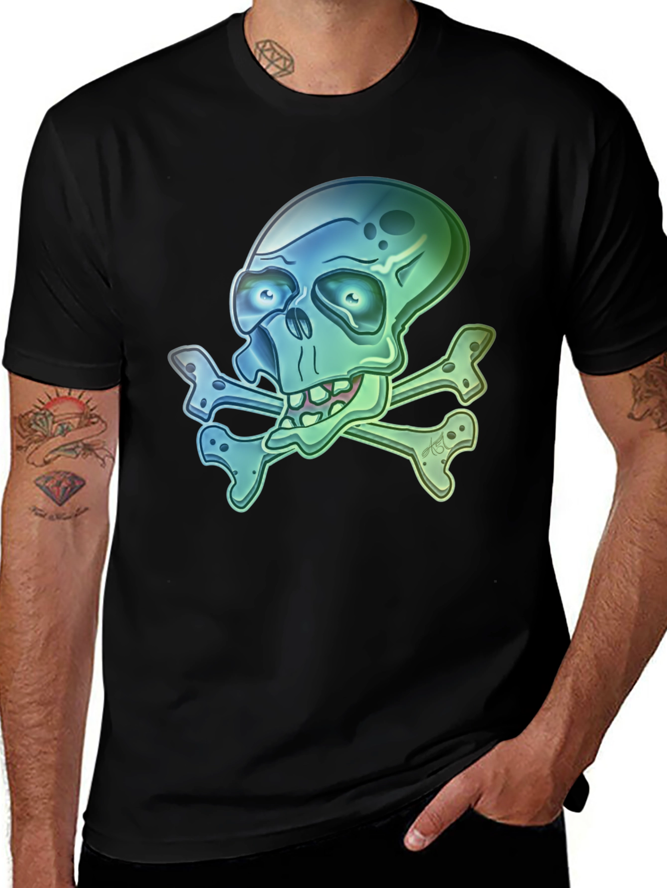 Variant 17 of Skull and Crossbones Graphic T-Shirt