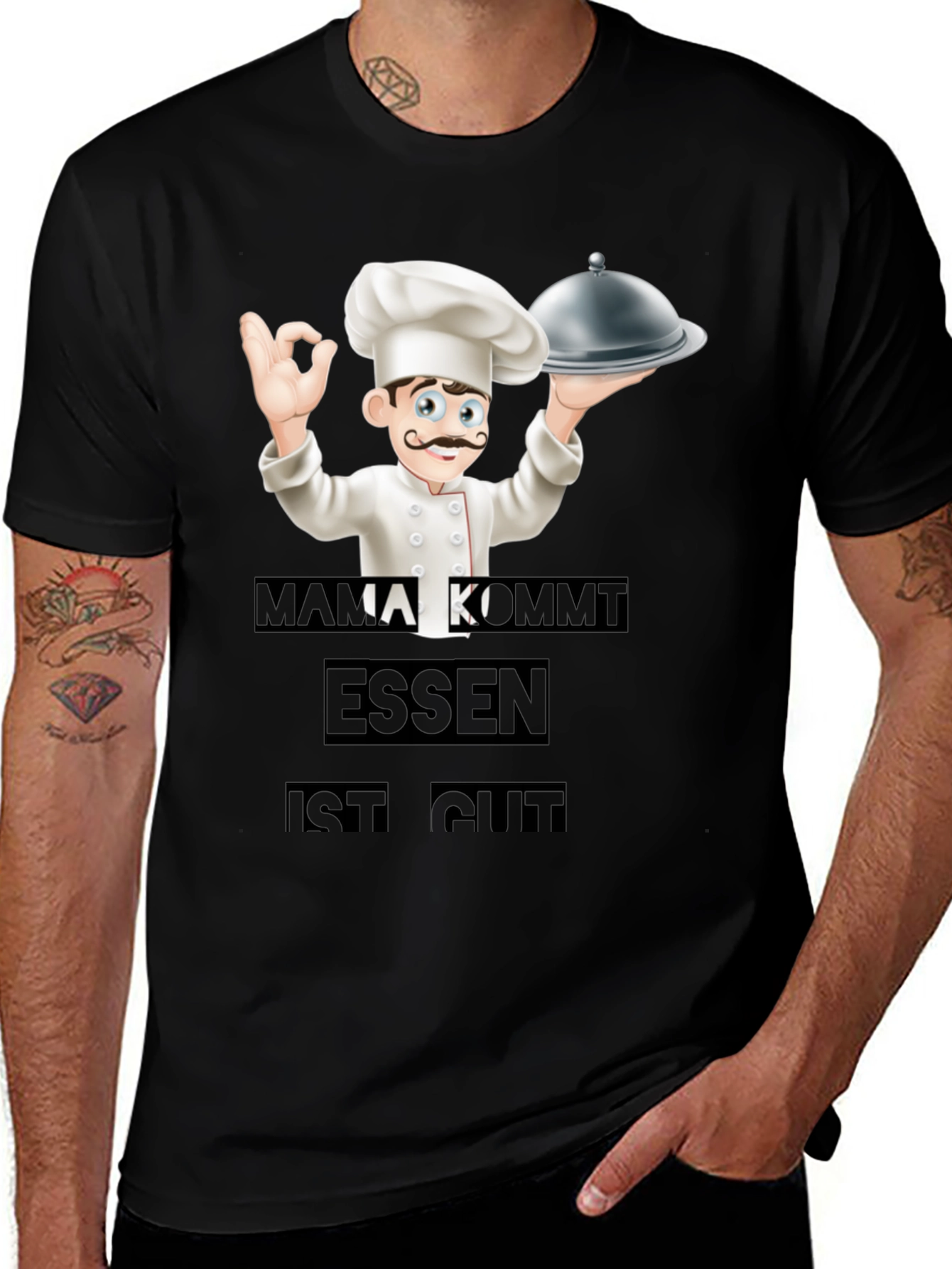 Variant 29 of Chef Cartoon T-Shirt - Mama Kommt Essen Ist Gut!