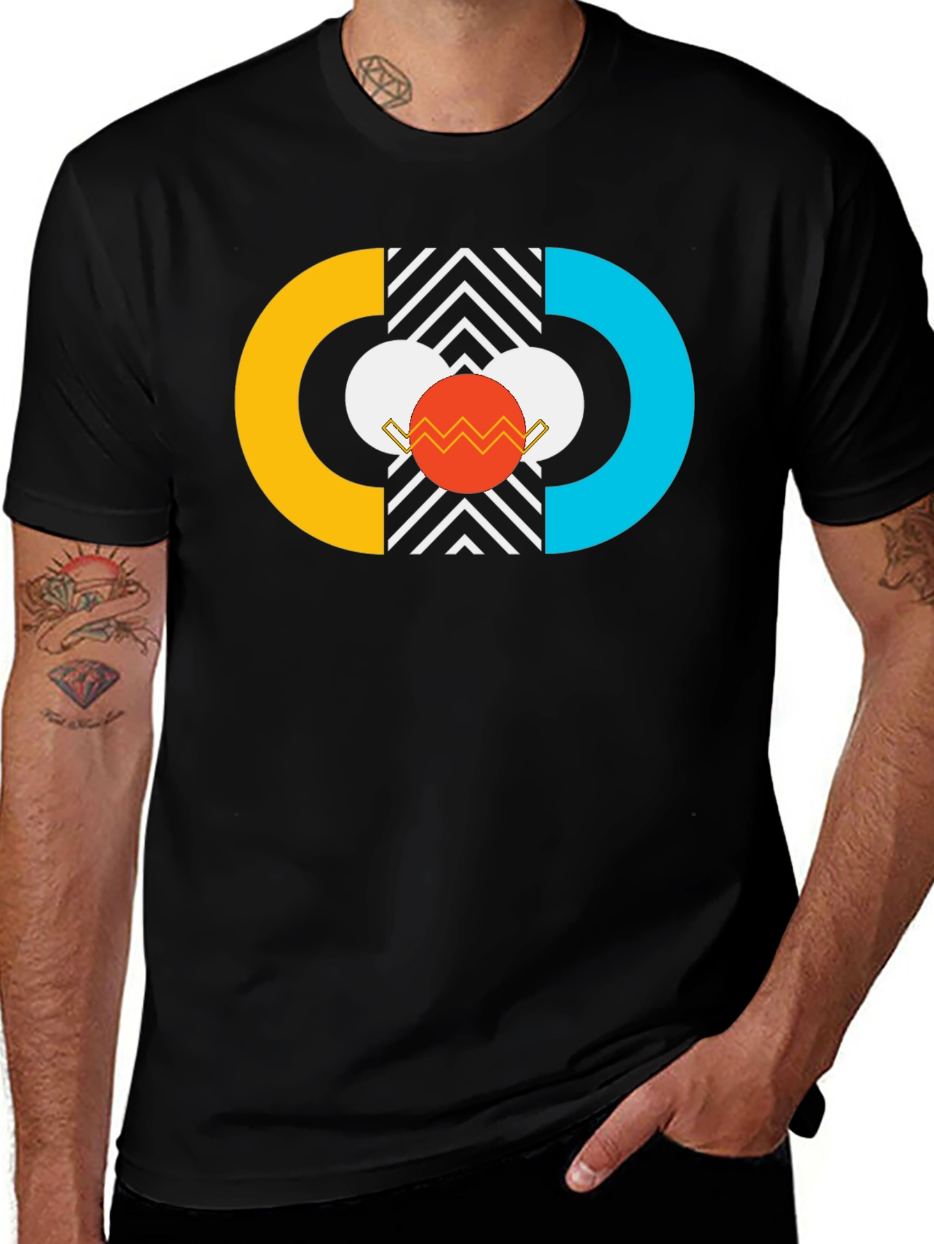 Variant 19 of Geometric Graphic Print Black T-Shirt