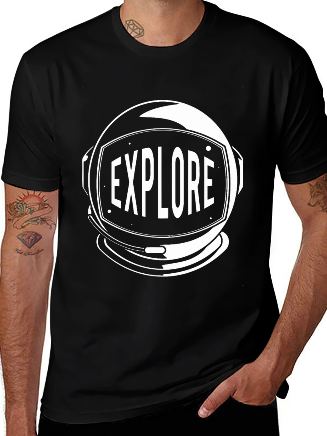 Variant 16 of Explore Astronaut Helmet Graphic Tee