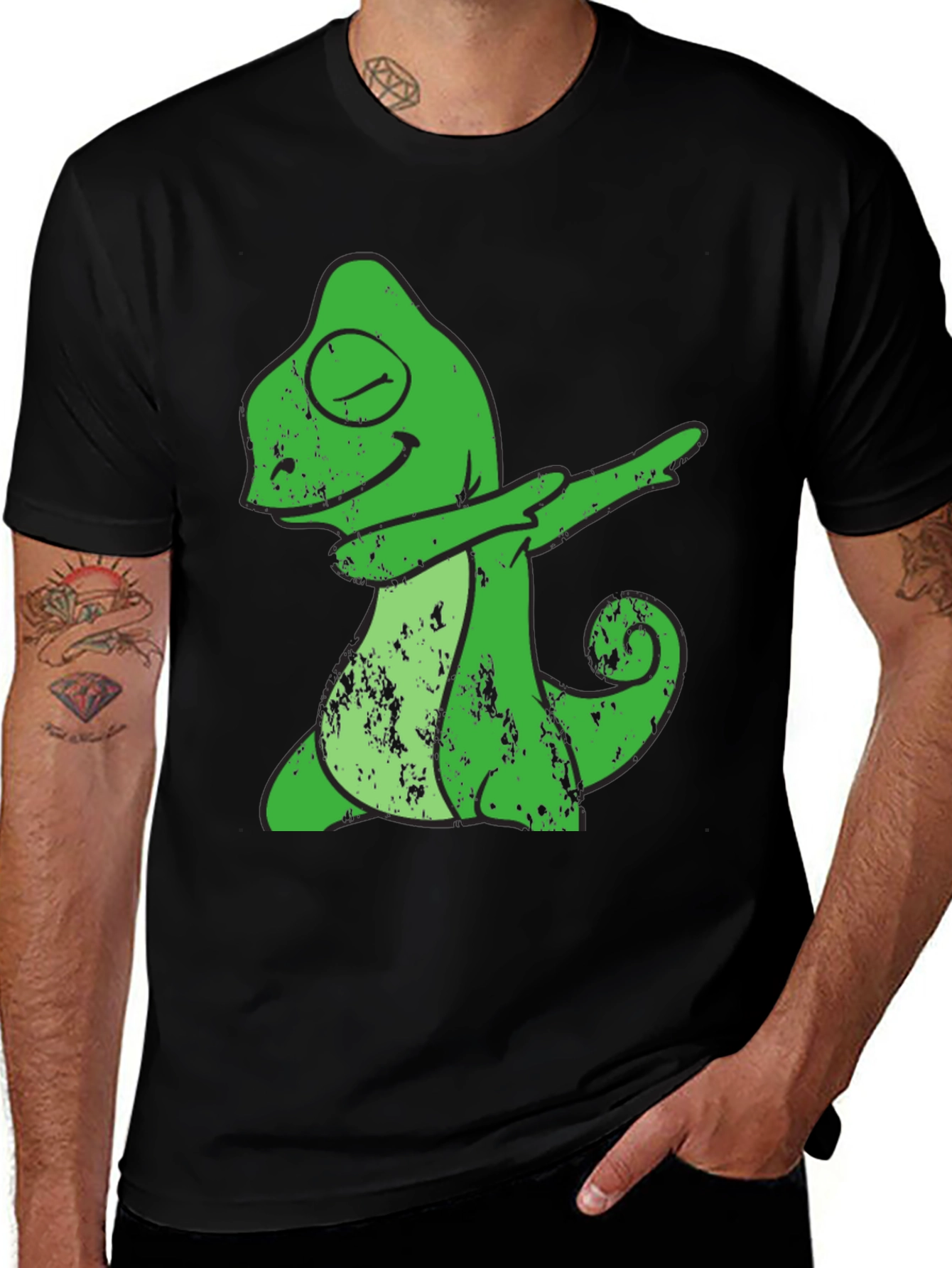Variant 23 of Dabbing Chameleon T-Shirt - Cool Graphic Tee