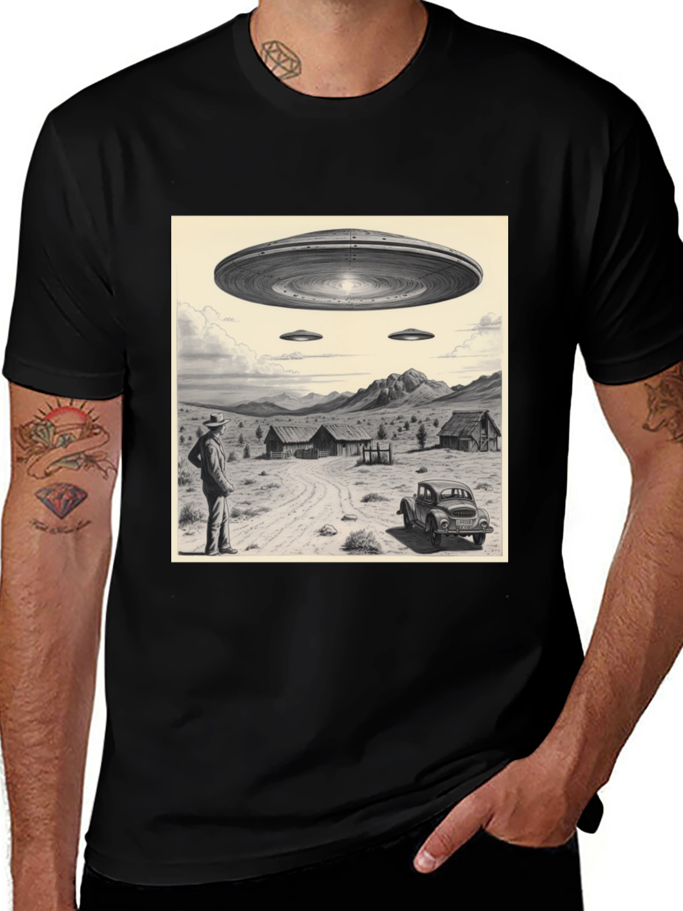 Vintage UFO Graphic Tee - Sci-Fi Style