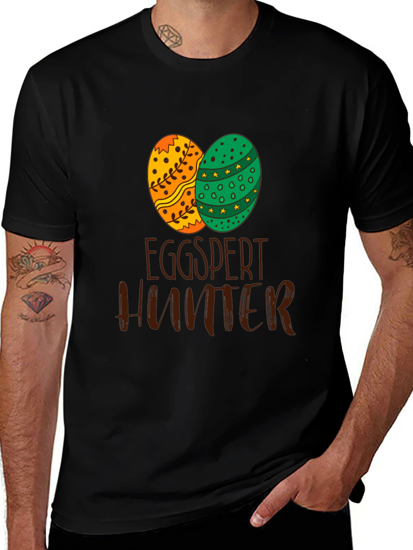 Camiseta Negra 'Eggspert Hunter' para Pascua