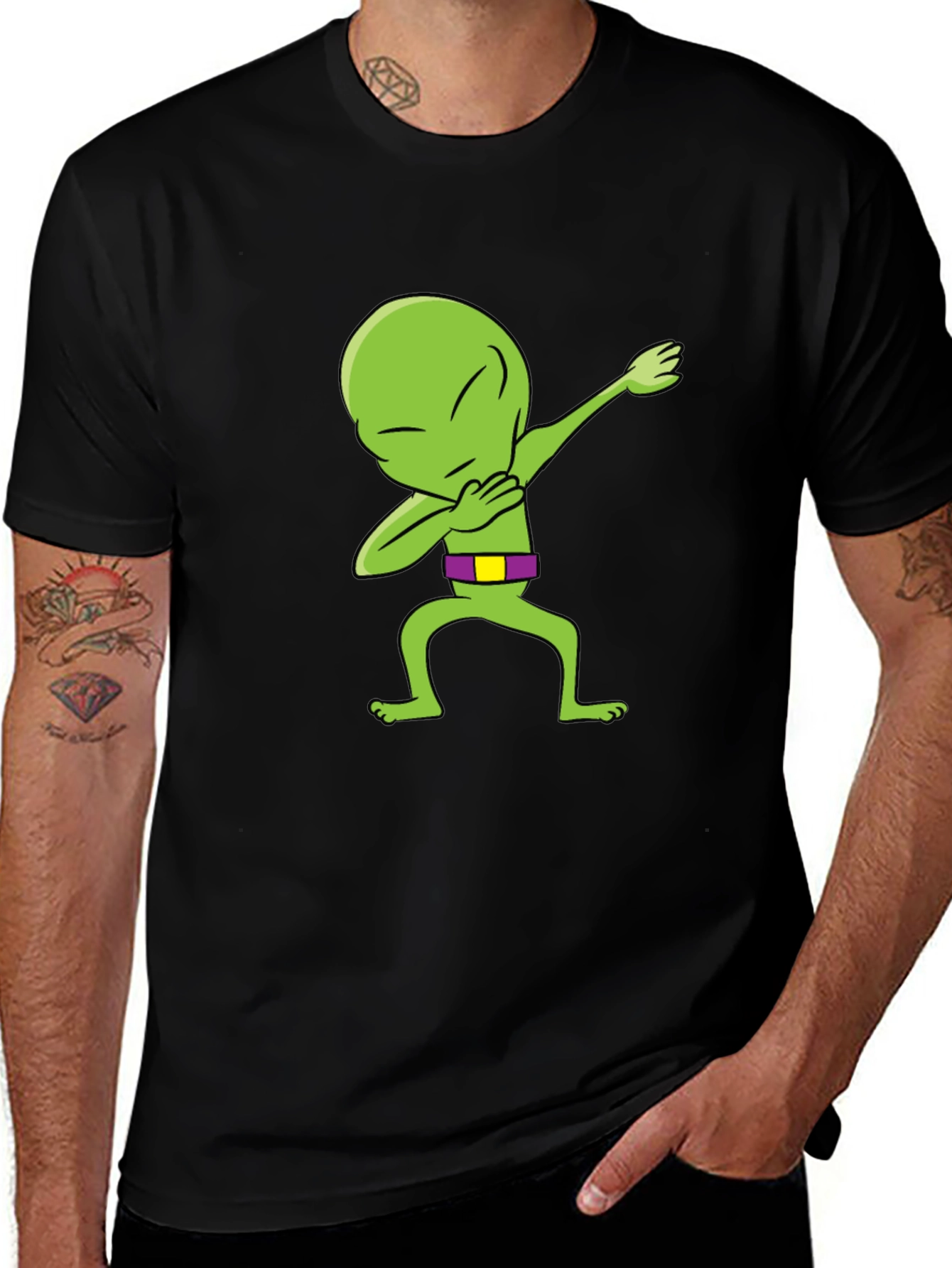 Variant 18 of Dabbing Alien Graphic Tee - Men's Black T-Shirt