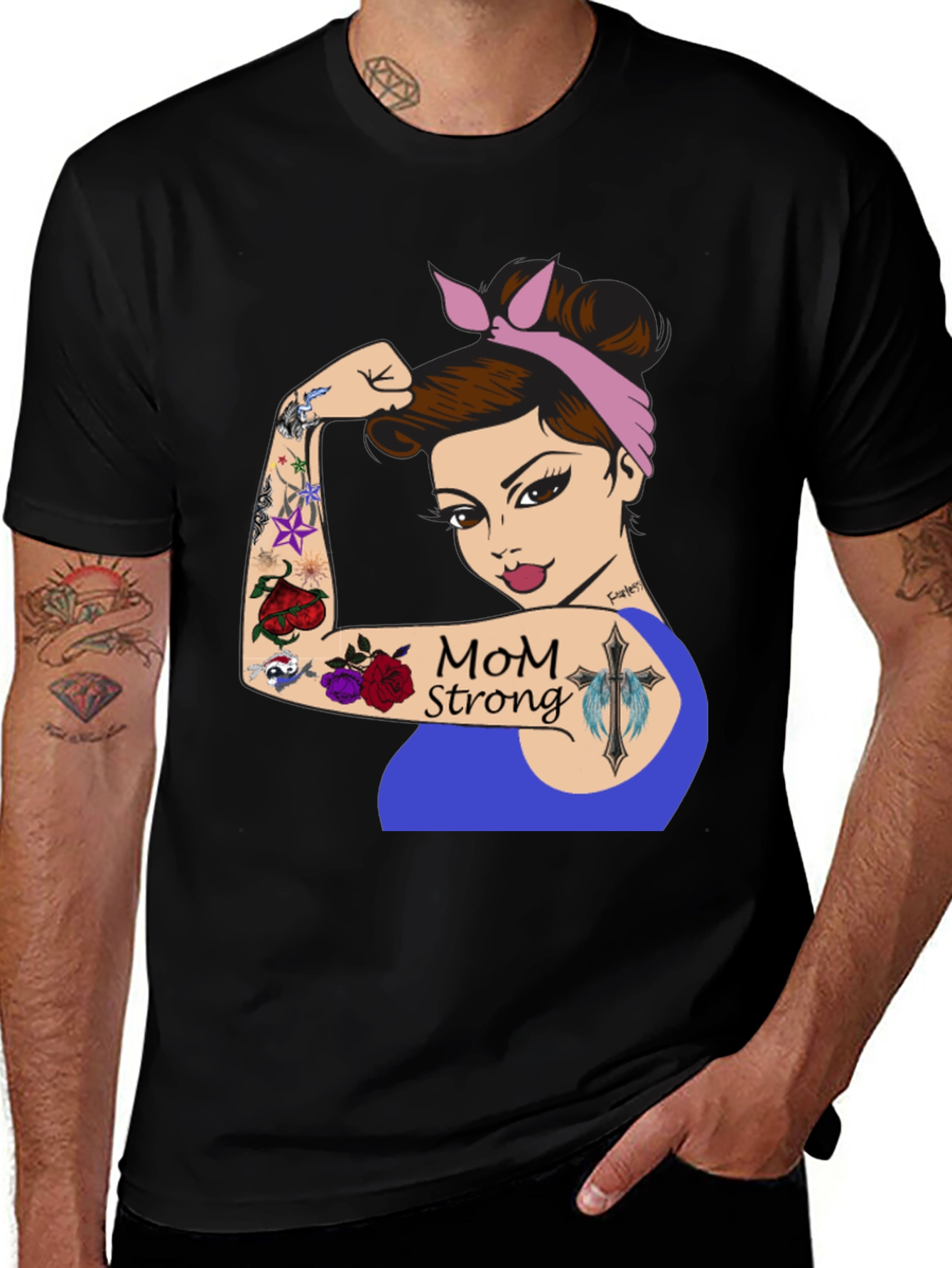 Mom Strong T-Shirt - Empowering Women's Tee