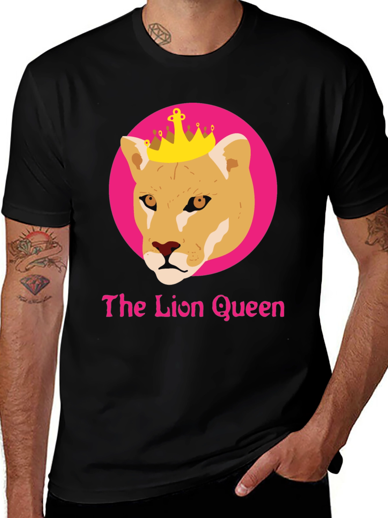 Lion Queen Graphic Tee - Stylish Black T-Shirt