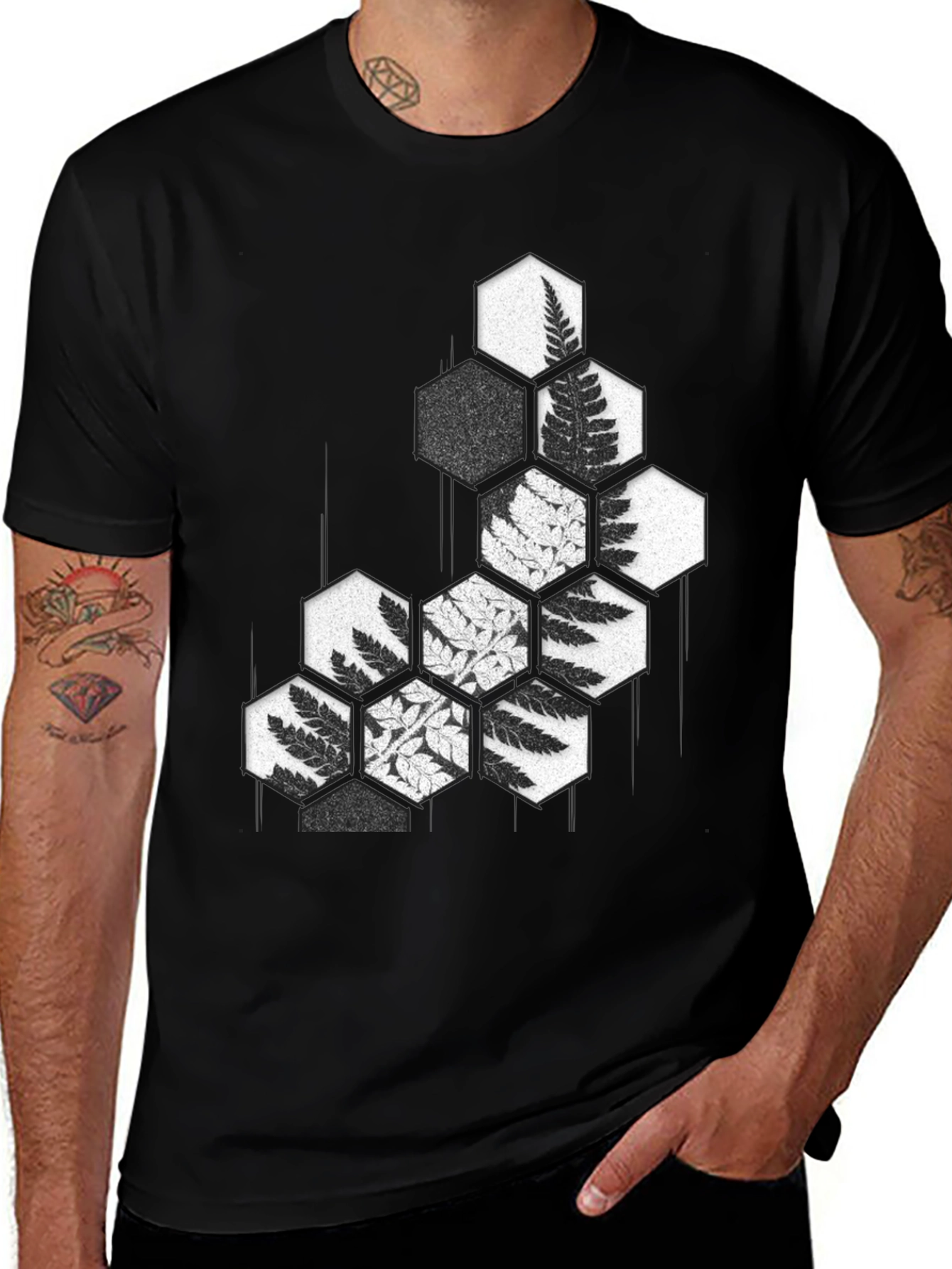 Geometric Fern Print Black T-Shirt