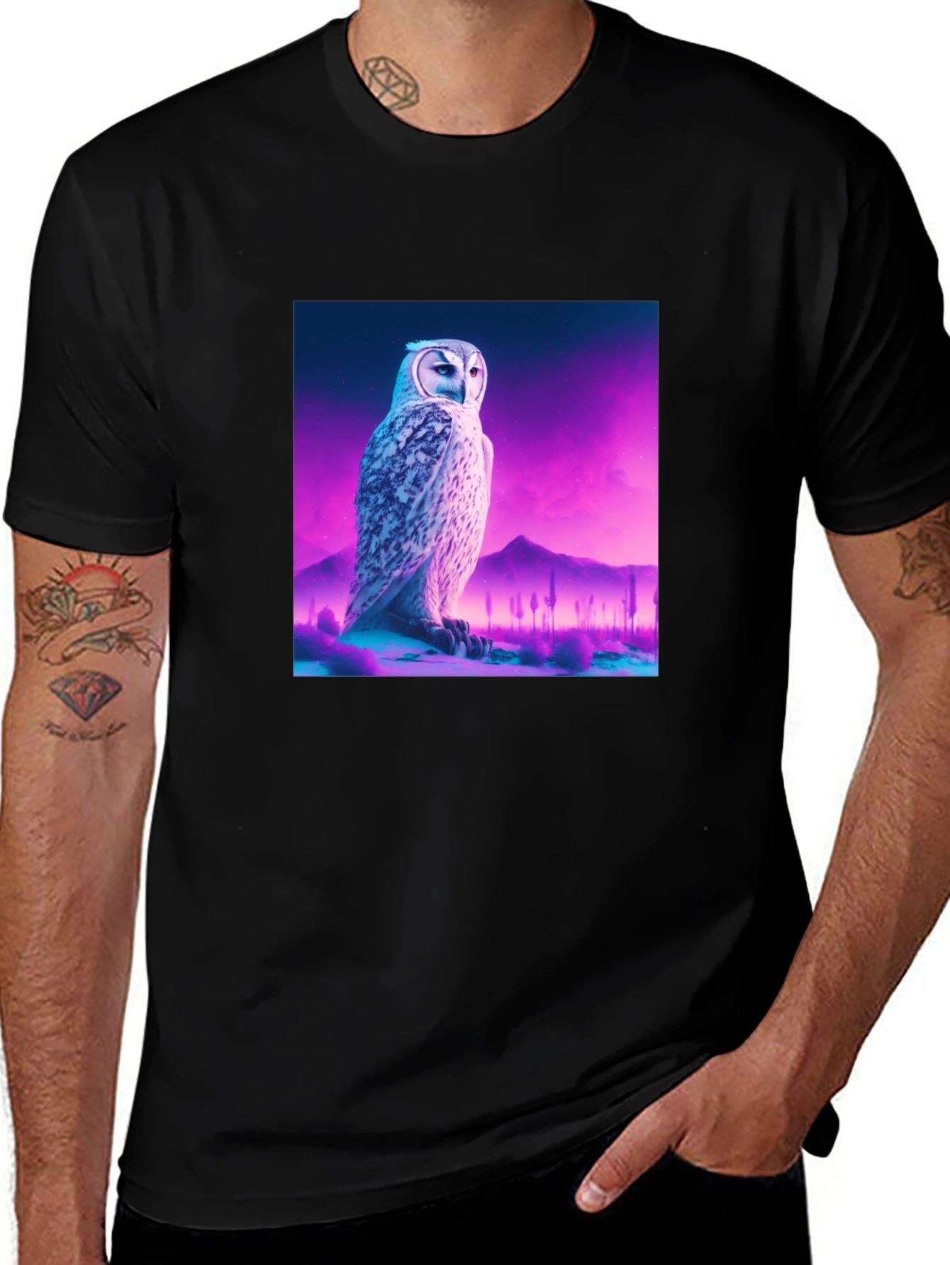 Variant 24 of Owl Graphic Print Crew Neck Black T-Shirt