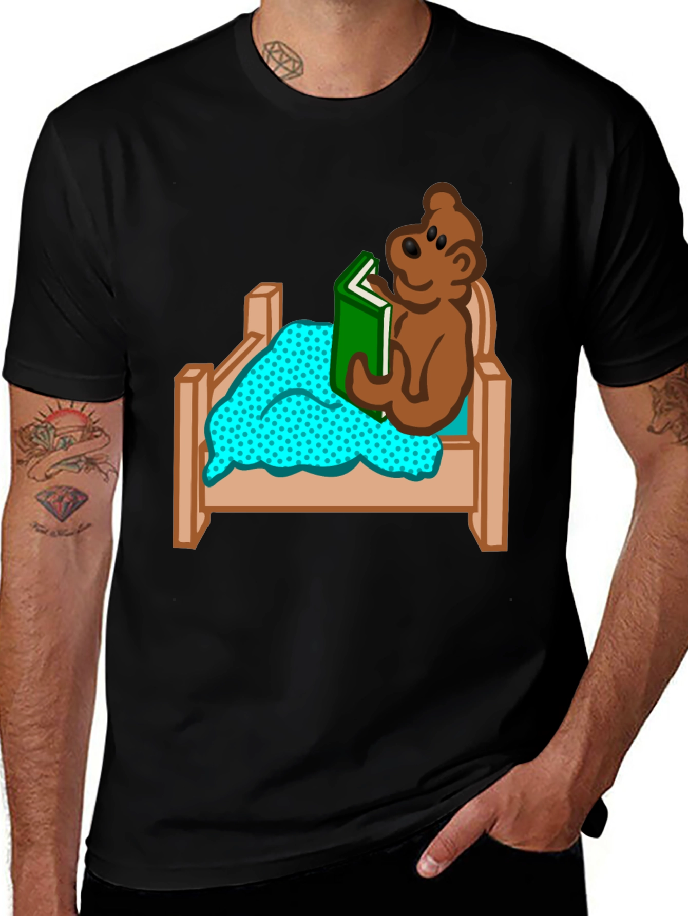 Variant 30 of Bear Reading in Bed Graphic T-Shirt