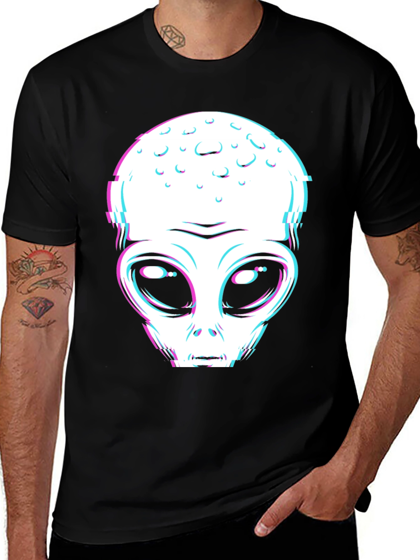 Variant 22 of Retro Alien Glitch Graphic Tee