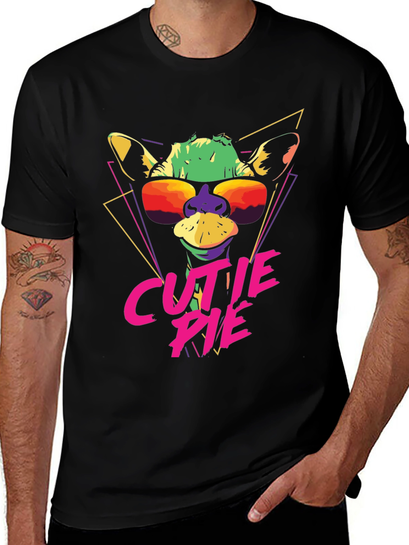 Variant 7 of Cool Giraffe 'Cutie Pie' Graphic Tee
