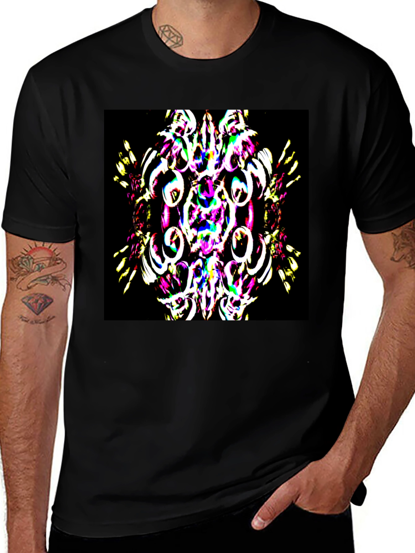 Variant 8 of Abstract Graphic Print Black T-Shirt