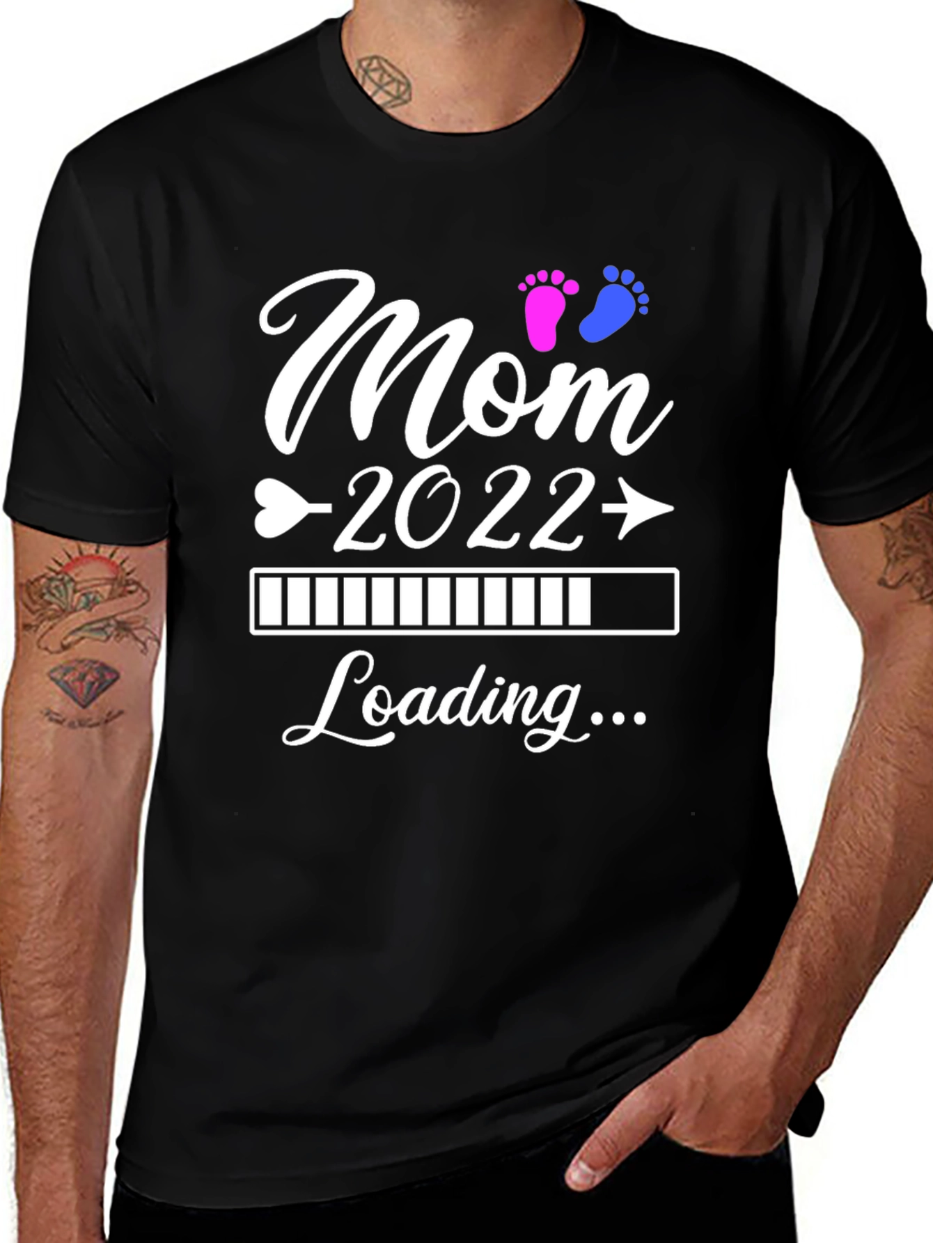 Variant 17 of Mom Loading 2022 Pregnancy T-Shirt