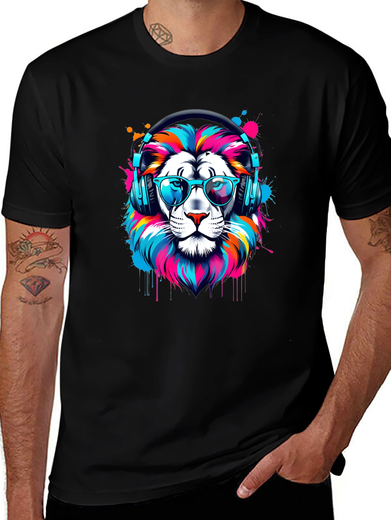 Variant 25 of Cool Lion Graphic Tee - Black