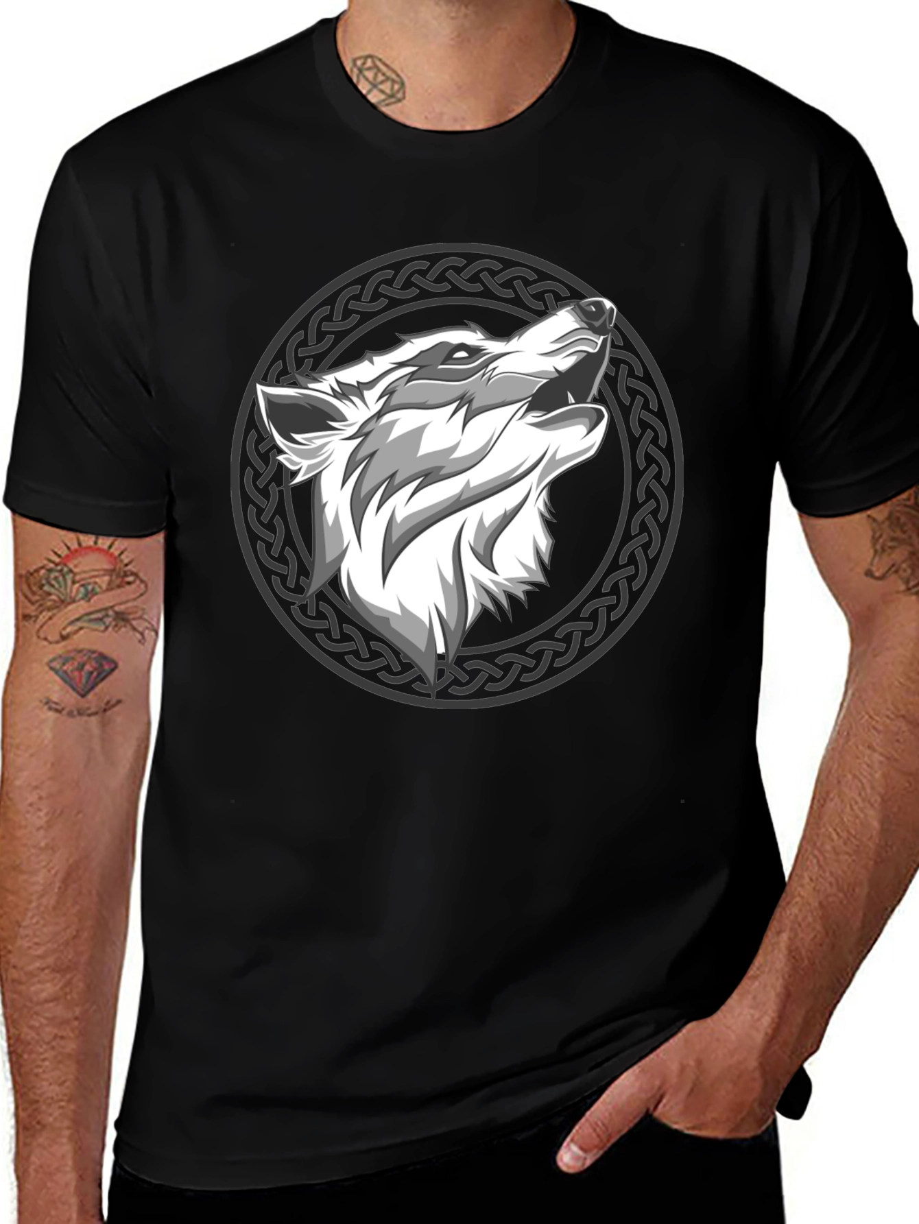 Variant 26 of Wolf Head Celtic Knot T-Shirt