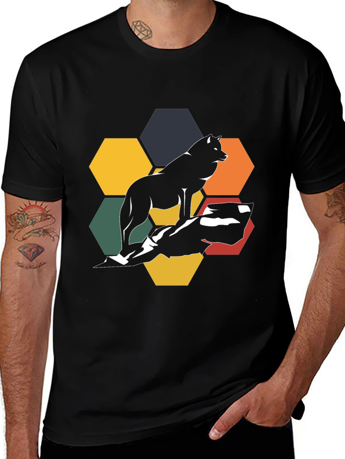 Variant 21 of Wolf Hexagon Graphic Black T-Shirt