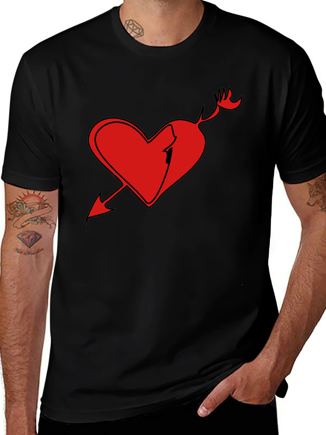 Variant 5 of Heart Arrow Graphic T-Shirt - Black