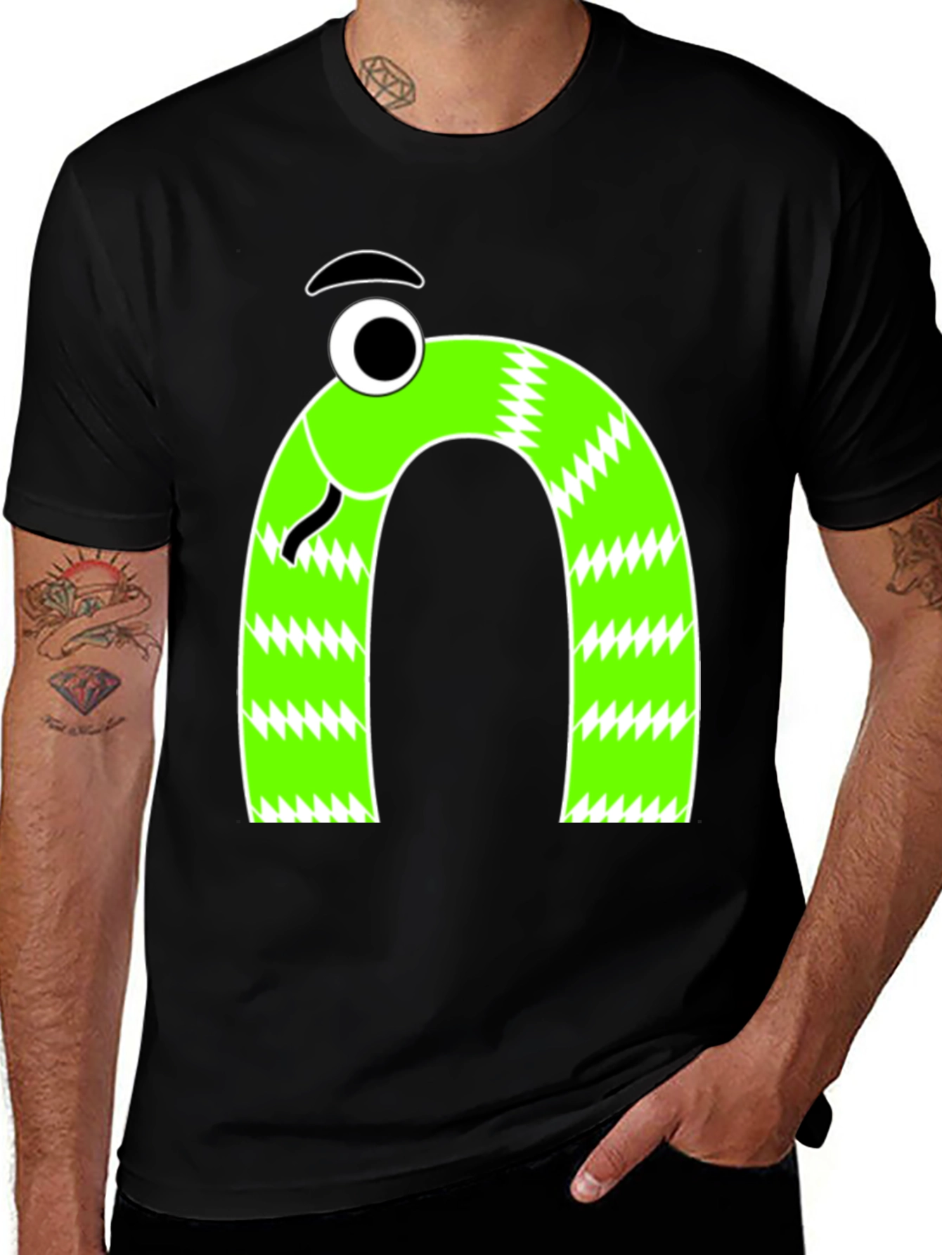 Variant 16 of Funny Snake Graphic Tee - Men's Black T-Shirt