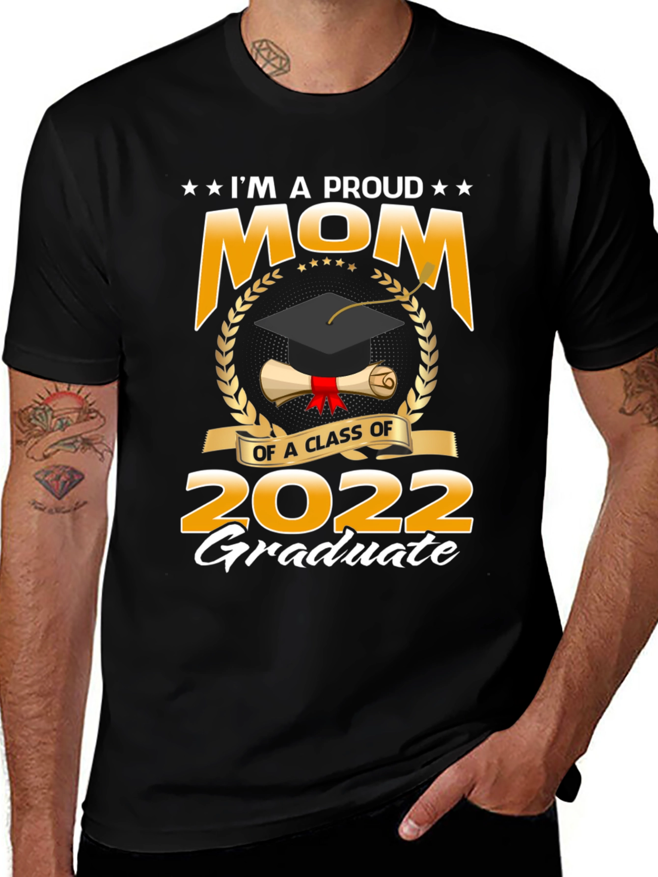 Variant 2 of Proud Mom 2022 Graduate T-Shirt