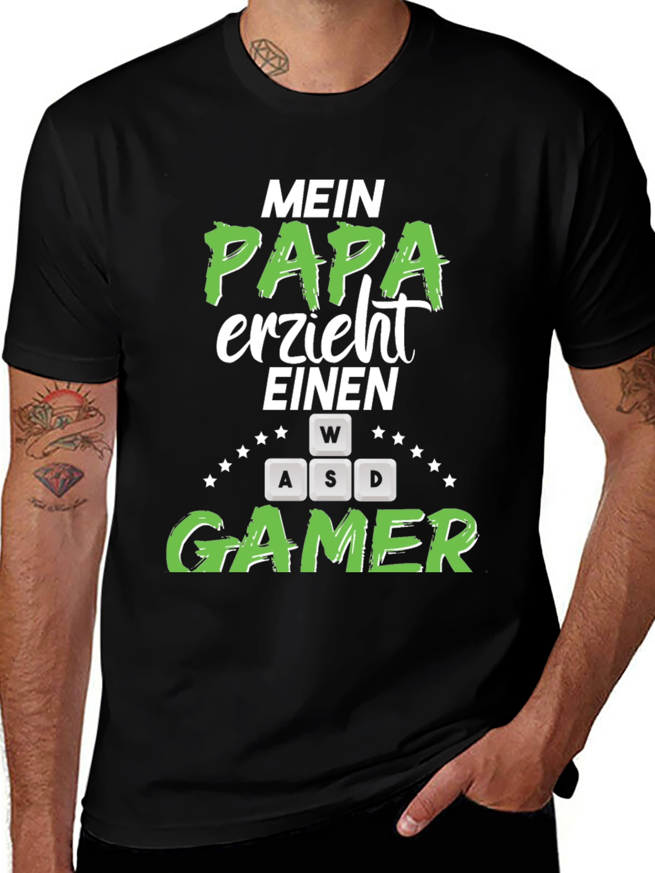 Variant 26 of Mein Papa Erzieht Einen Gamer T-Shirt