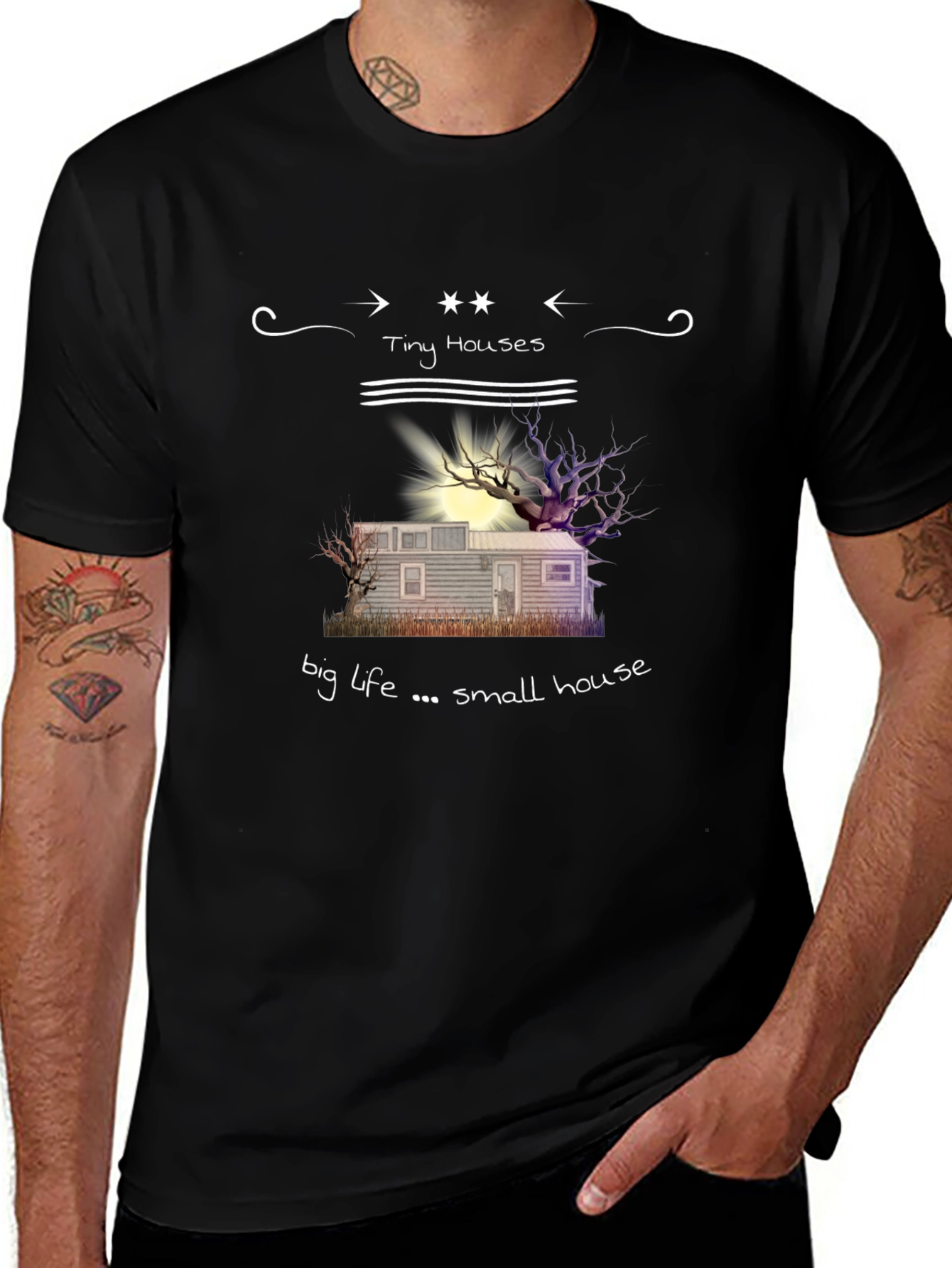 Variant 11 of Tiny Houses Big Life Graphic T-Shirt