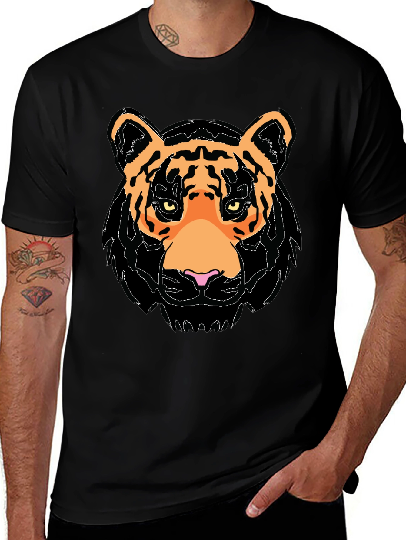 Variant 18 of Tiger Graphic Black T-Shirt