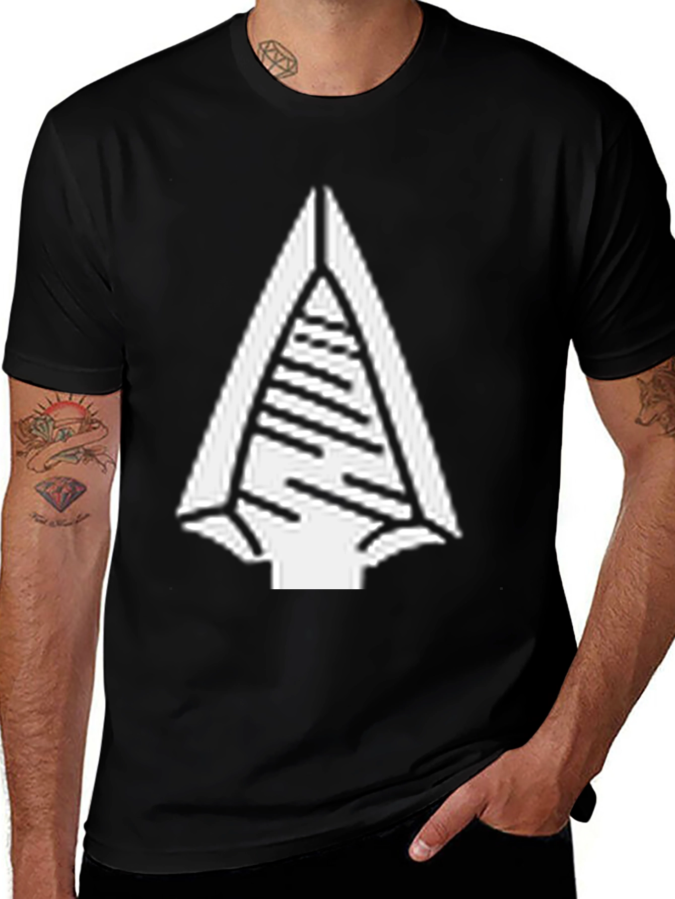 Variant 18 of Arrowhead Graphic Black T-Shirt - Modern Style