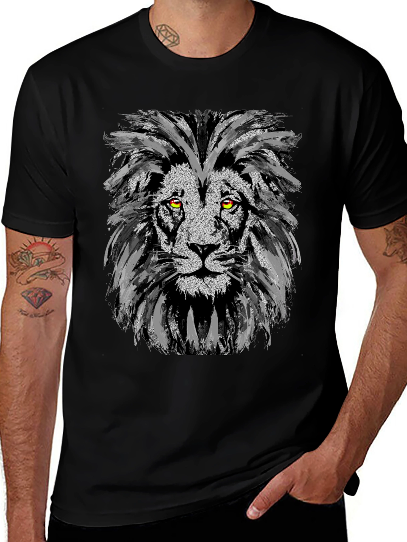 Variant 25 of Lion Graphic Print Black Tee