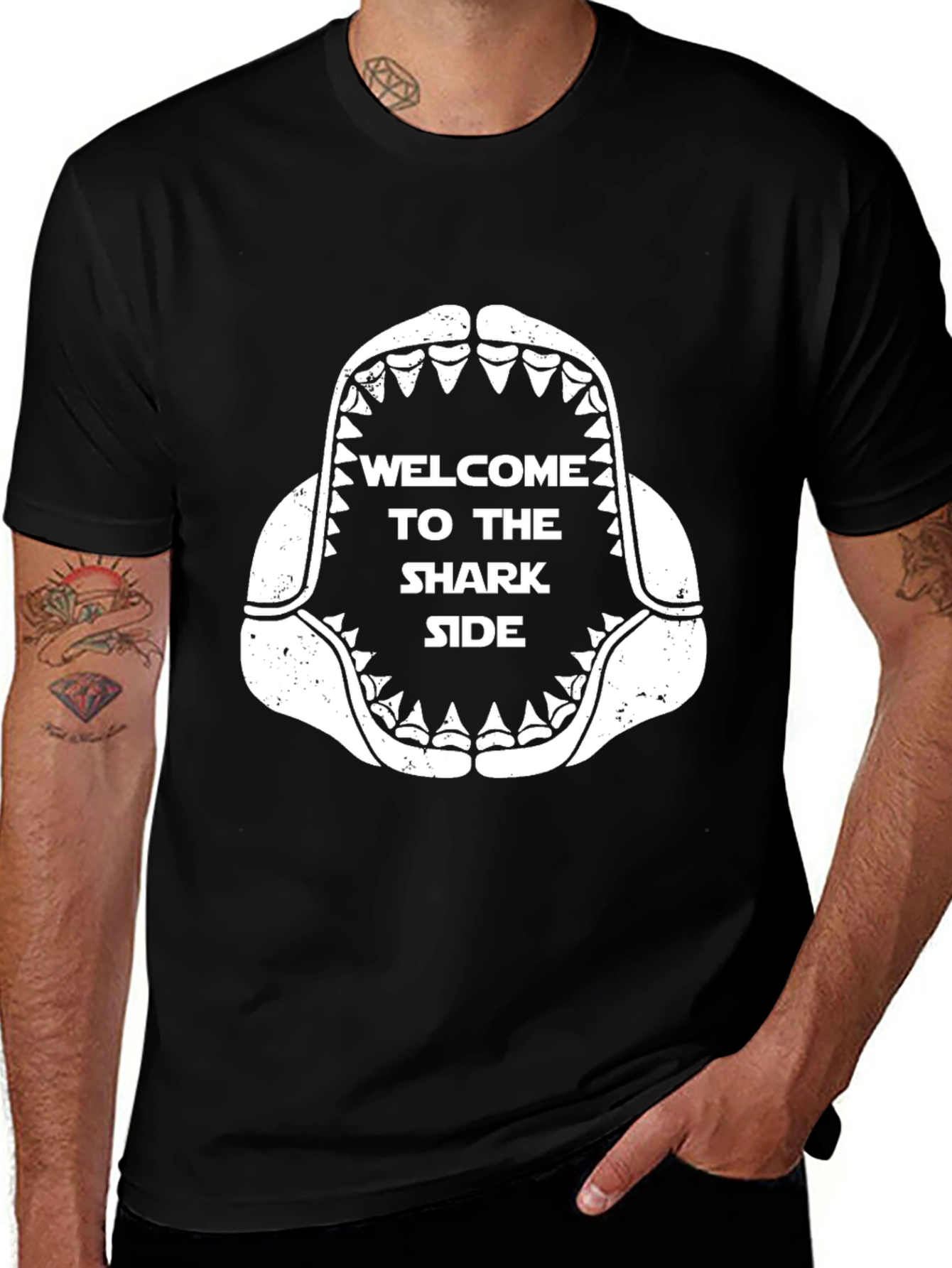 Variant 15 of Shark Side Graphic T-Shirt - Black