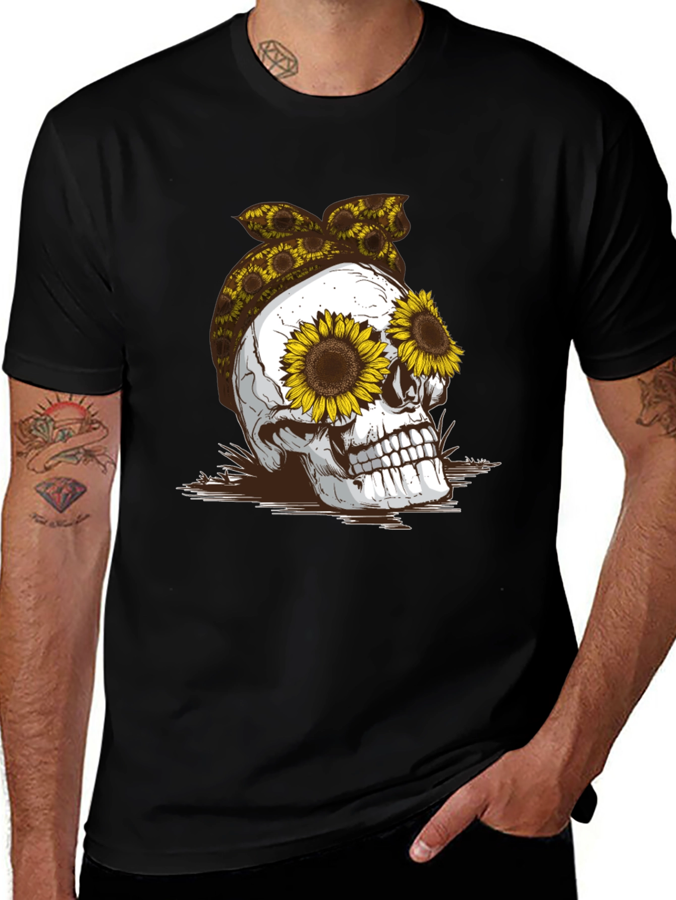 Variant 26 of Sunflower Skull Graphic Tee