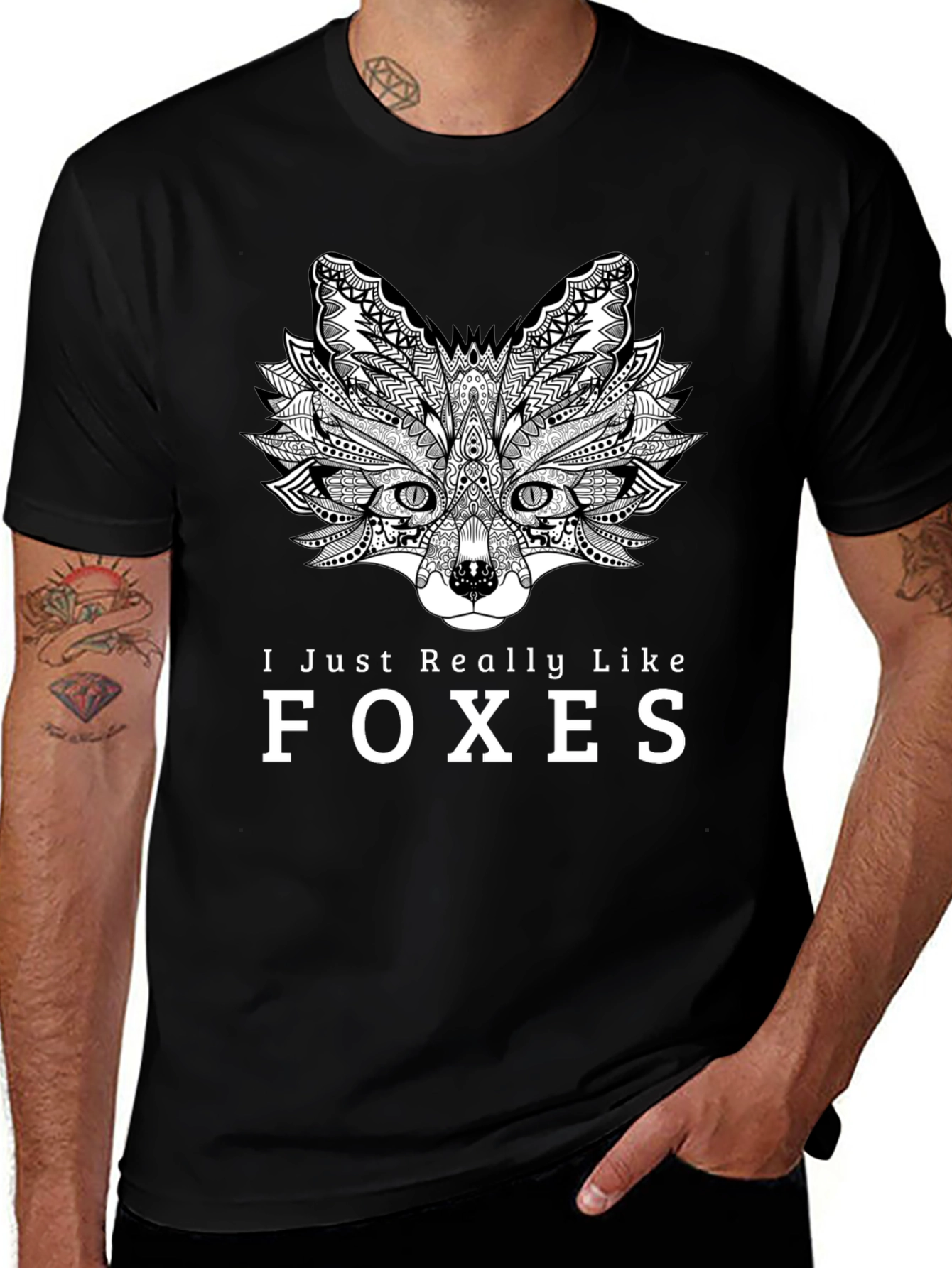 Variant 30 of Fox Lover Black T-Shirt - Unique Animal Graphic Tee