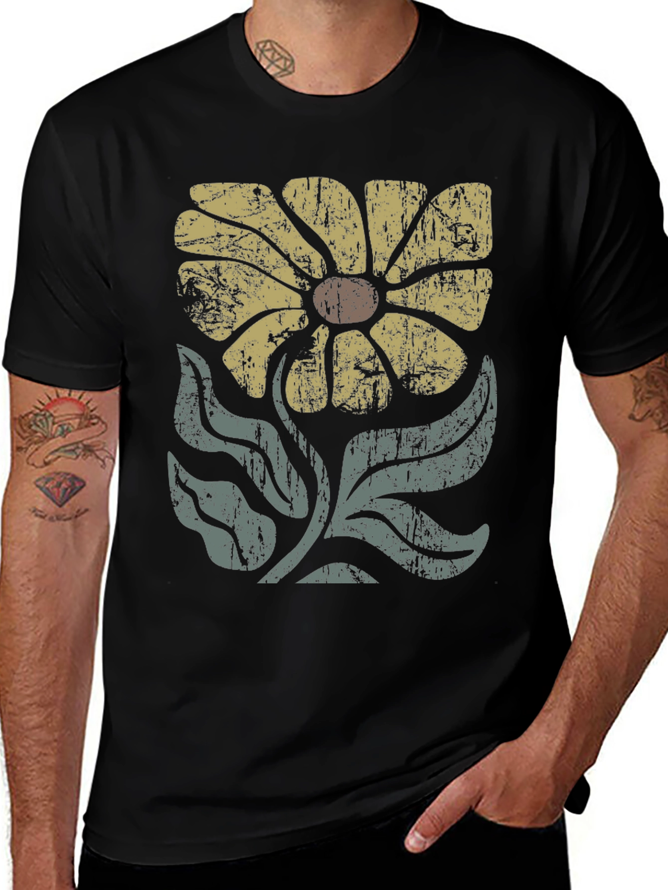 Variant 10 of Retro Flower Graphic T-Shirt - Black