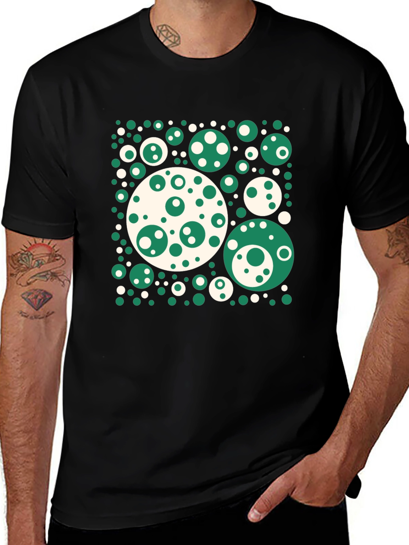 Variant 26 of Retro Circle Pattern T-Shirt
