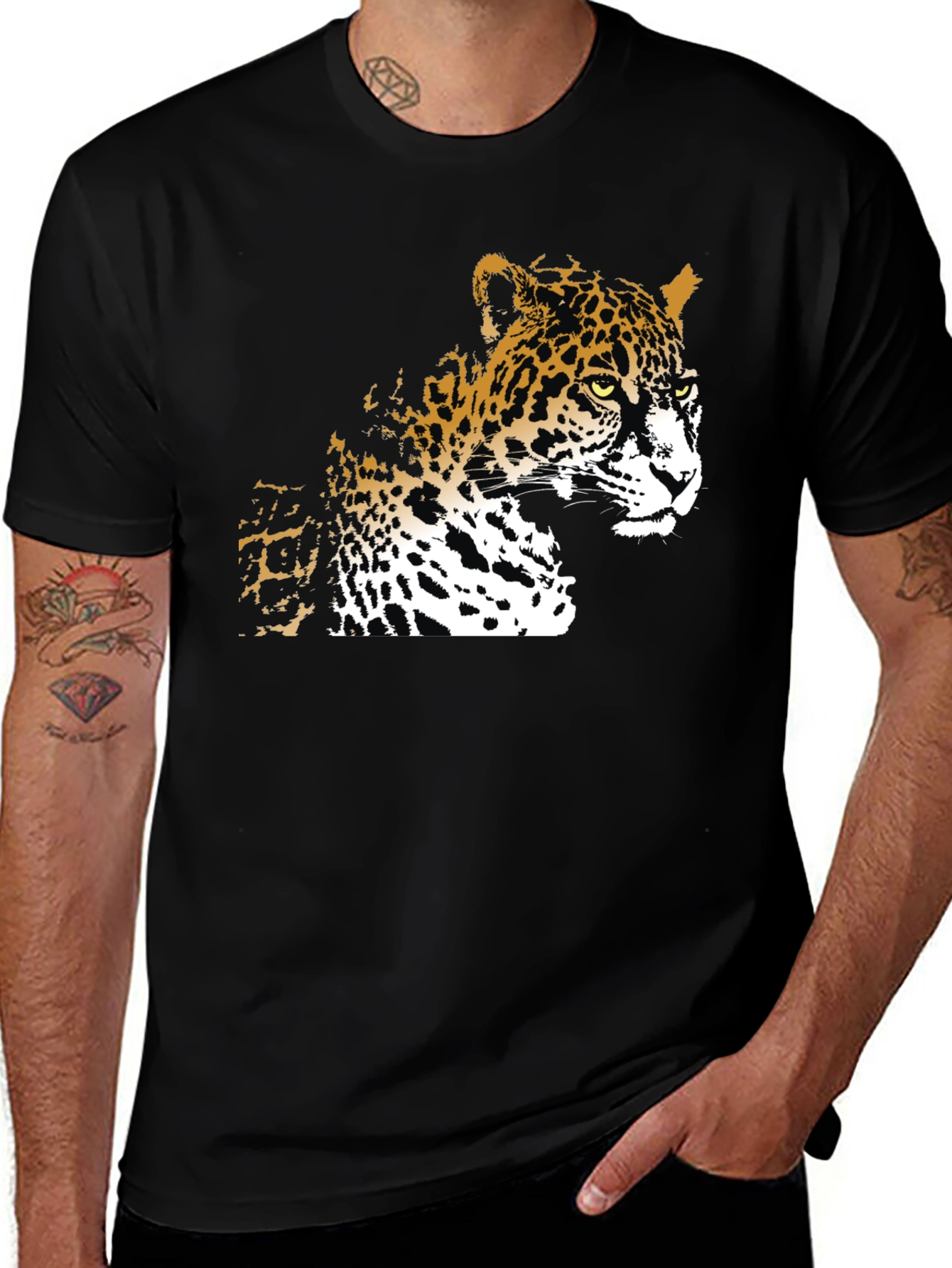 Variant 24 of Cool Leopard Graphic Print Black T-Shirt