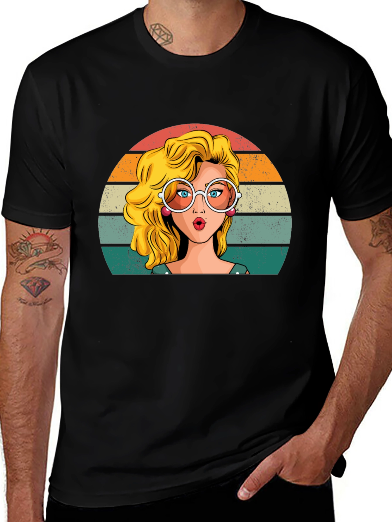 Variant 15 of Retro Pop Art Girl T-Shirt