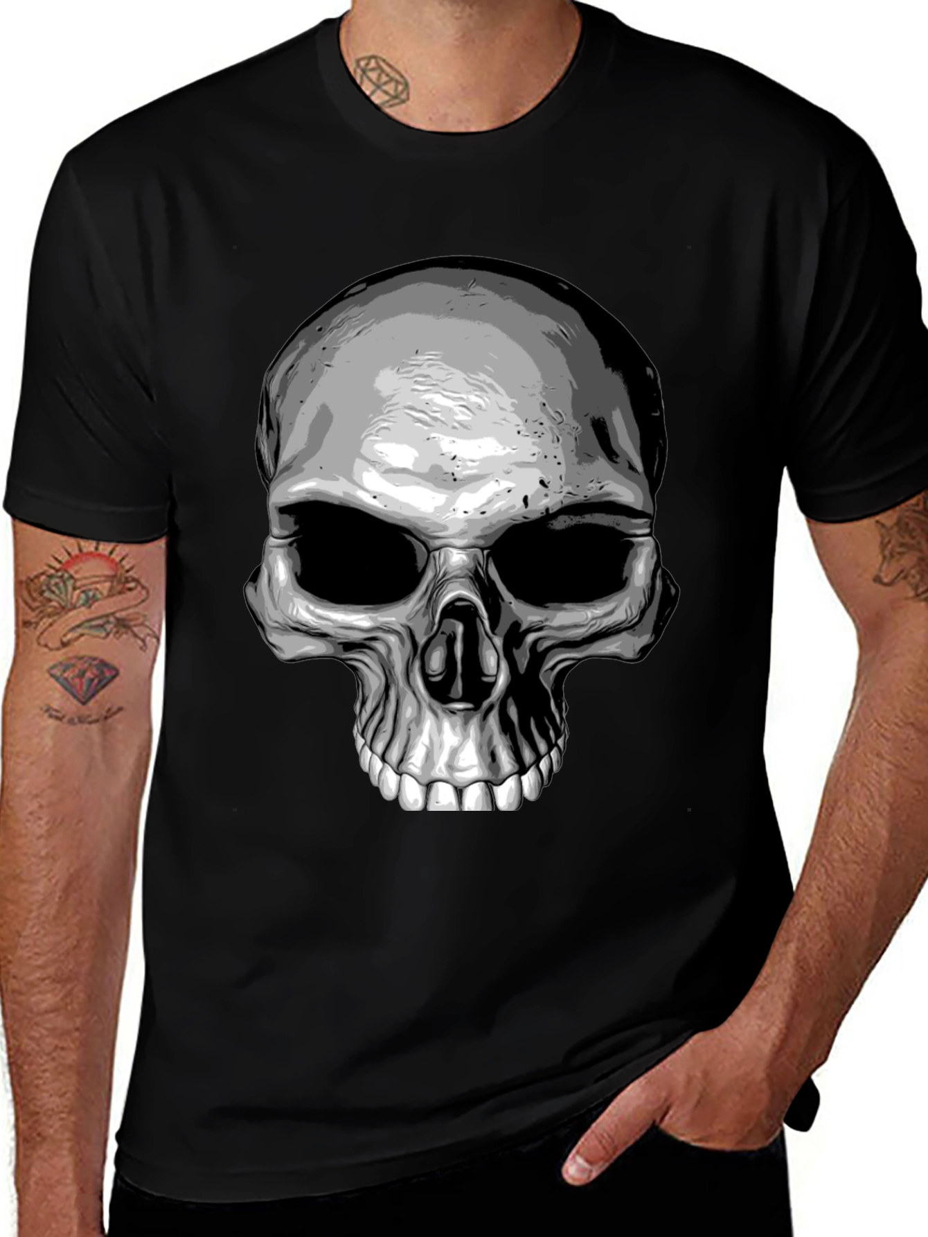 Variant 20 of Skull Graphic Print T-Shirt - Black