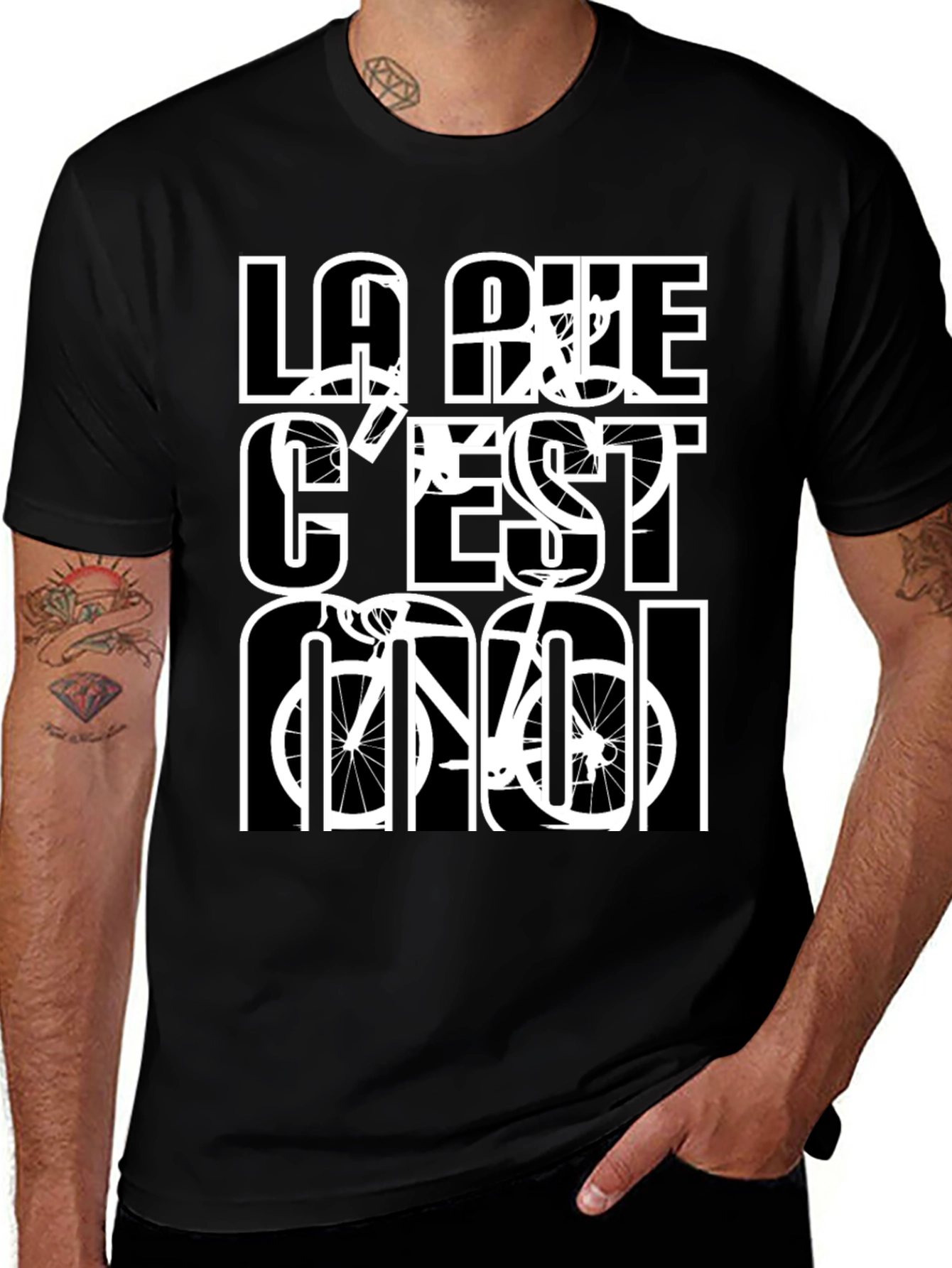 La Rue C'est Moi Black Graphic T-Shirt