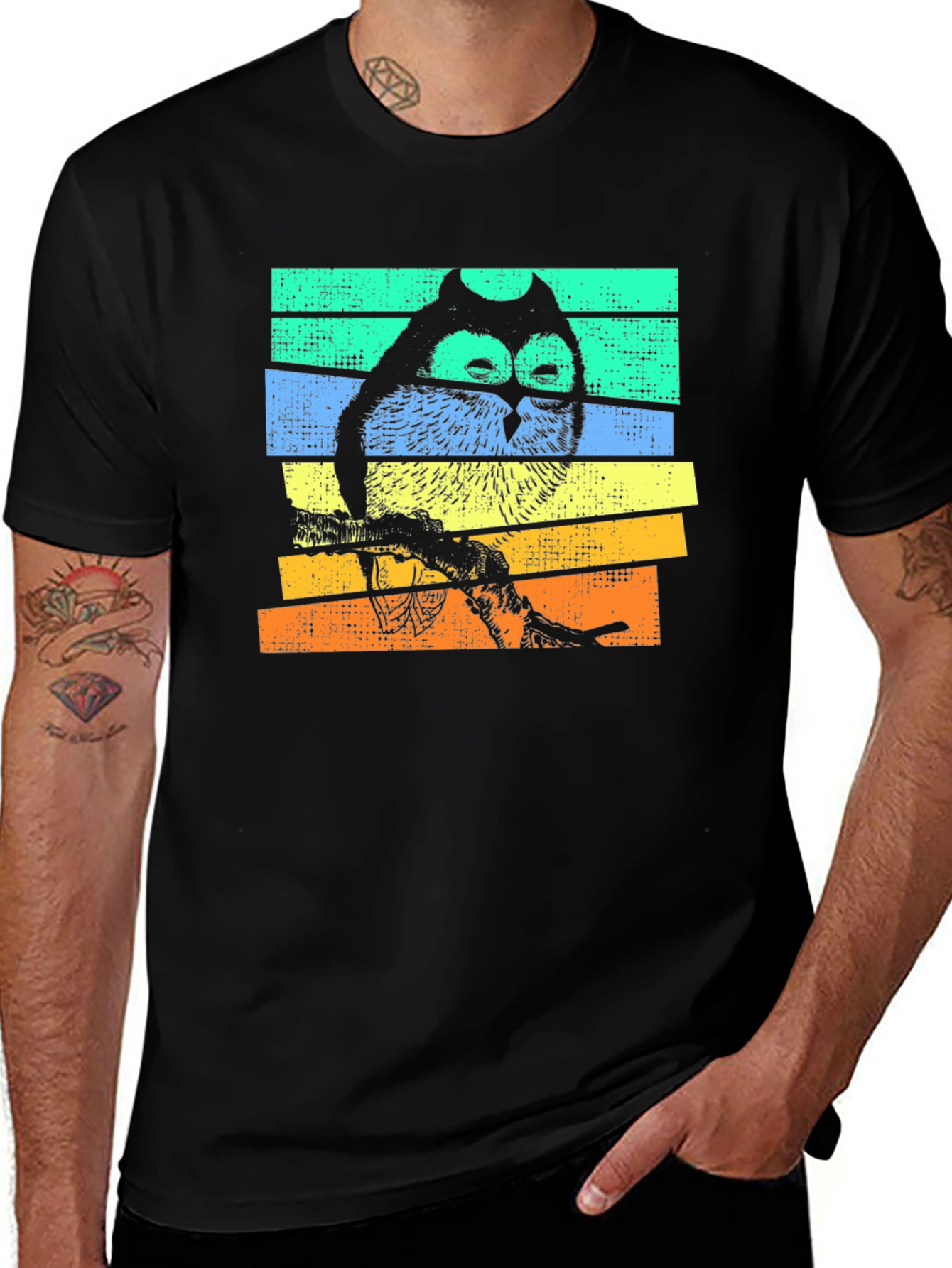 Variant 19 of Retro Owl Graphic T-Shirt - Unisex Black Tee