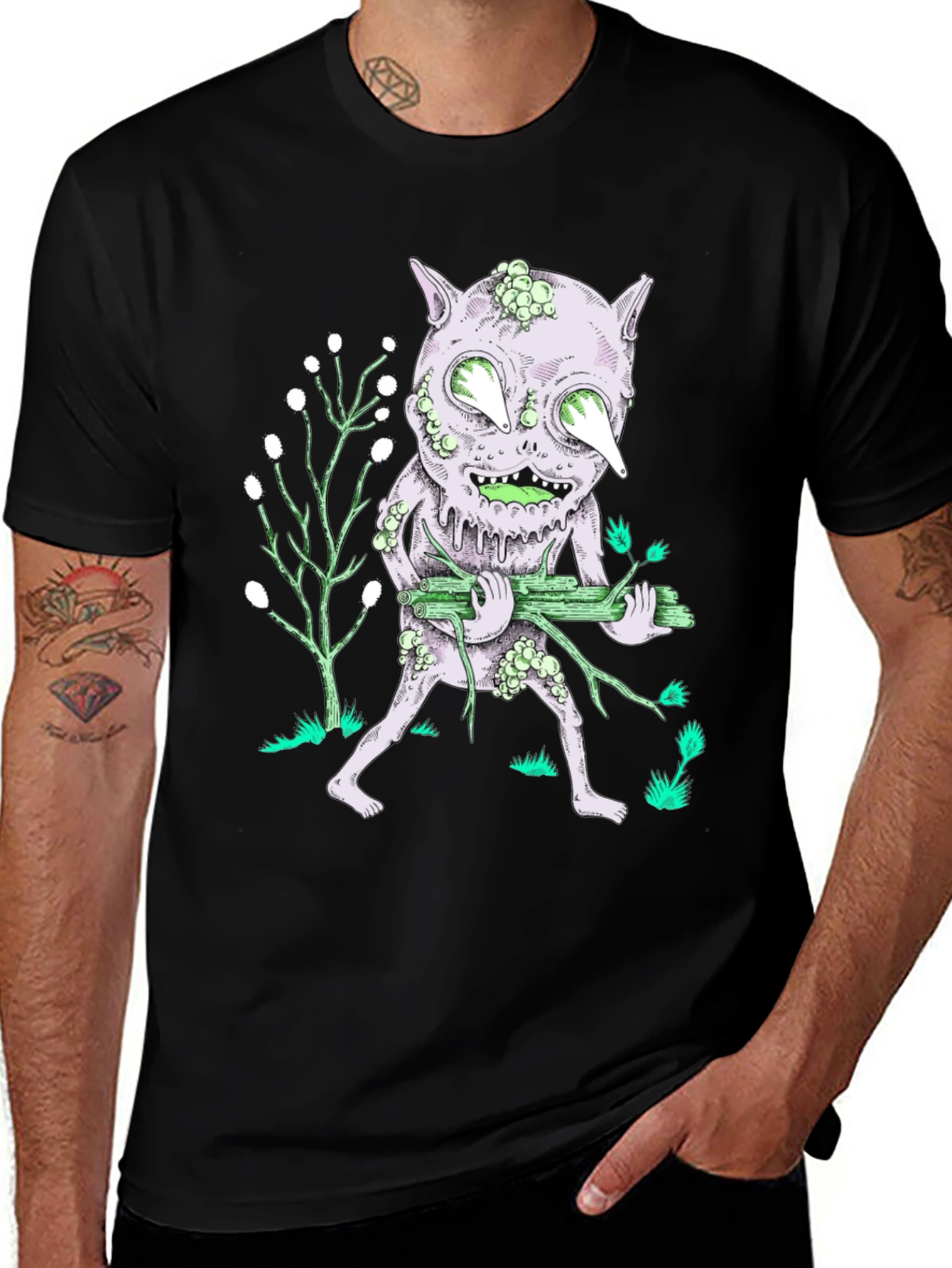 Variant 17 of Unique Monster Graphic Black T-Shirt