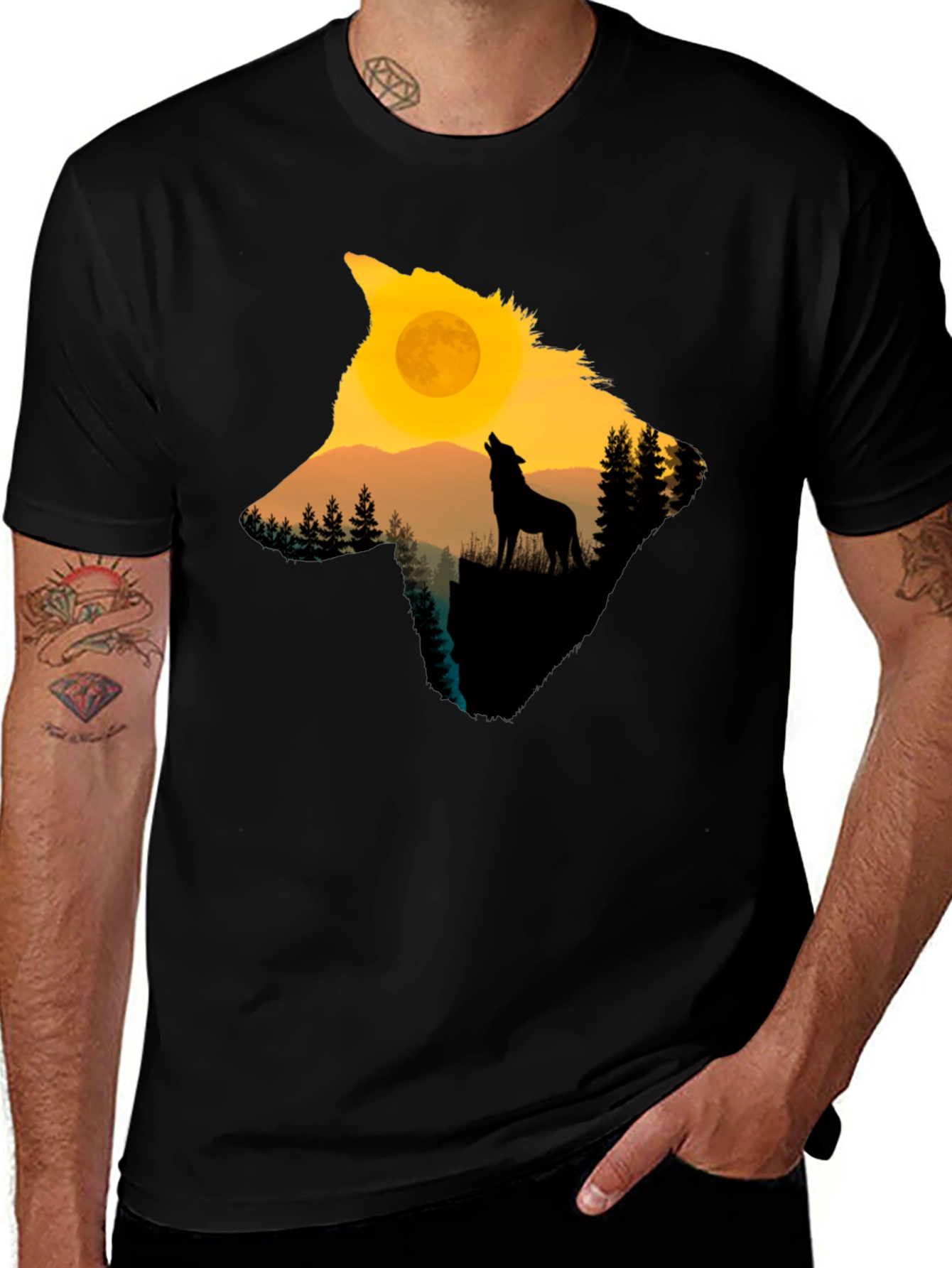 Variant 18 of Wolf Silhouette Moon T-Shirt