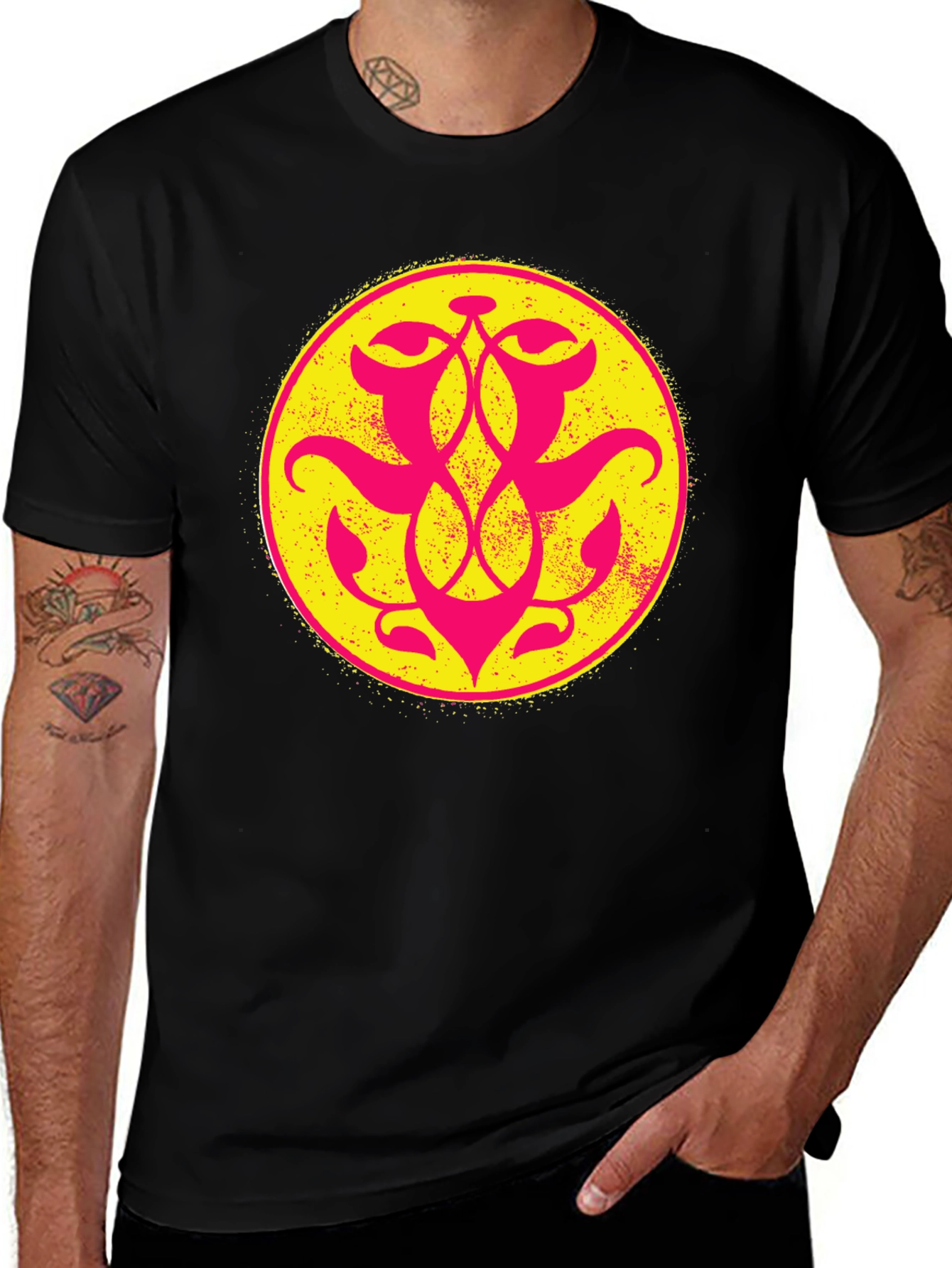 Variant 22 of Graphic Tee: Yellow & Pink Geometric Circle