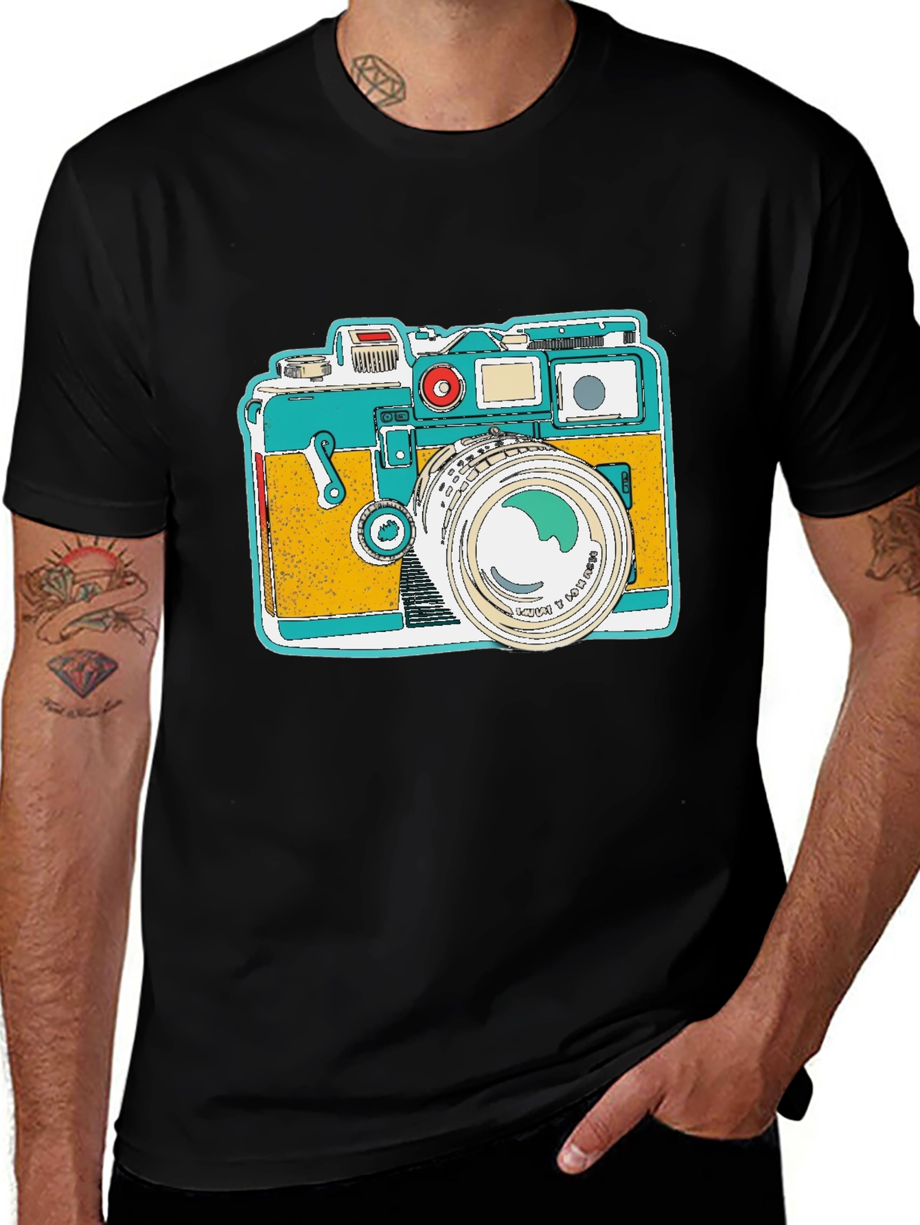 Variant 21 of Retro Camera Graphic Print Black T-Shirt