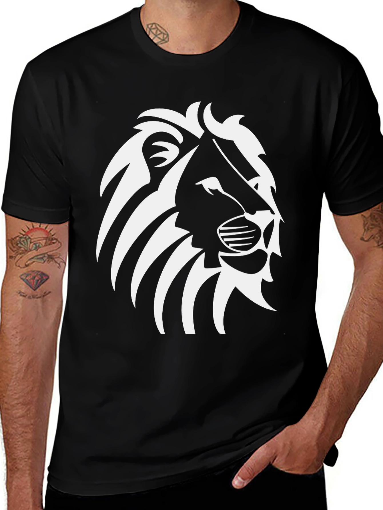 Variant 9 of Lion Graphic Black T-Shirt - Bold Style