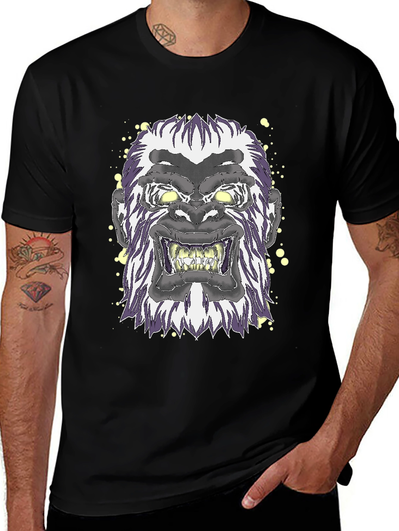 Variant 11 of Gorilla Graphic Black T-Shirt