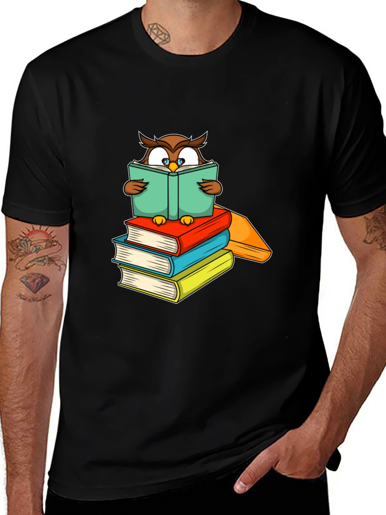 Variant 18 of Owl Reading Books T-Shirt