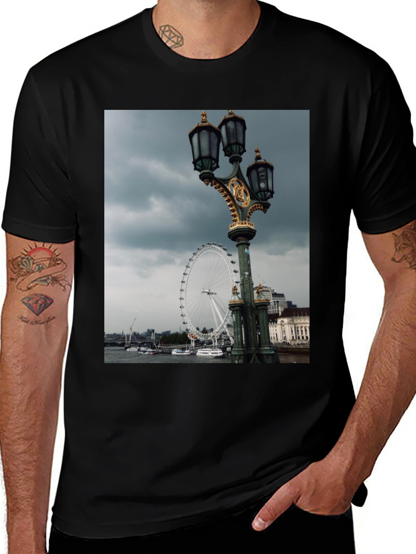 London Eye T-Shirt - Cityscape Graphic Tee