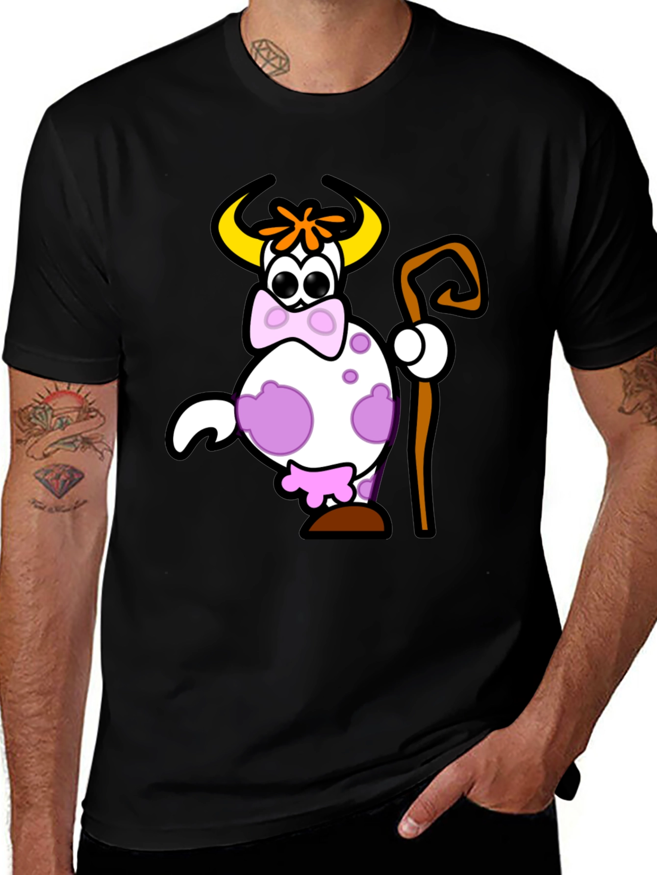 Variant 16 of Cartoon Cow Graphic Black T-Shirt