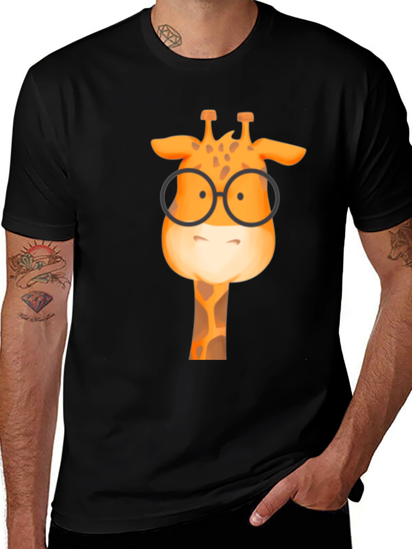 Variant 4 of Giraffe with Glasses Graphic Tee - Stylish & Fun!